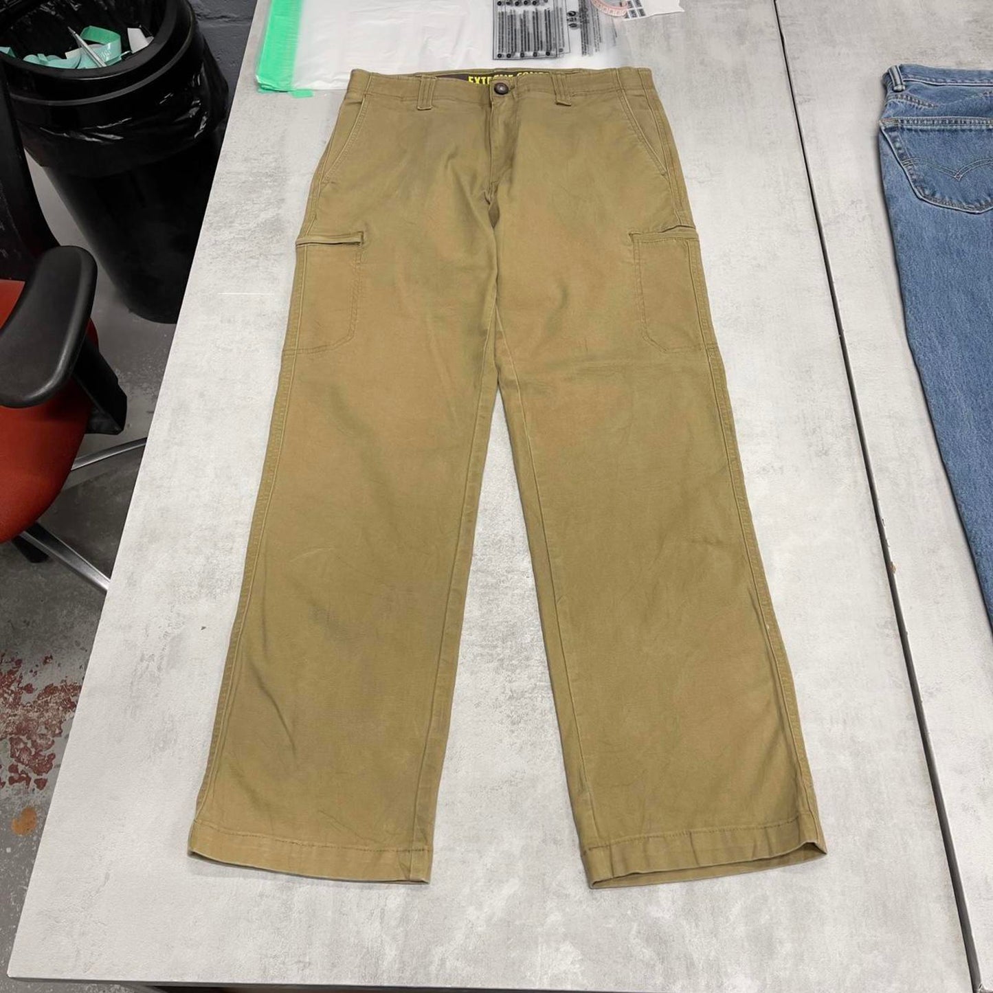Lee cargo pants W32L32 loose khaki multi pocket trousers