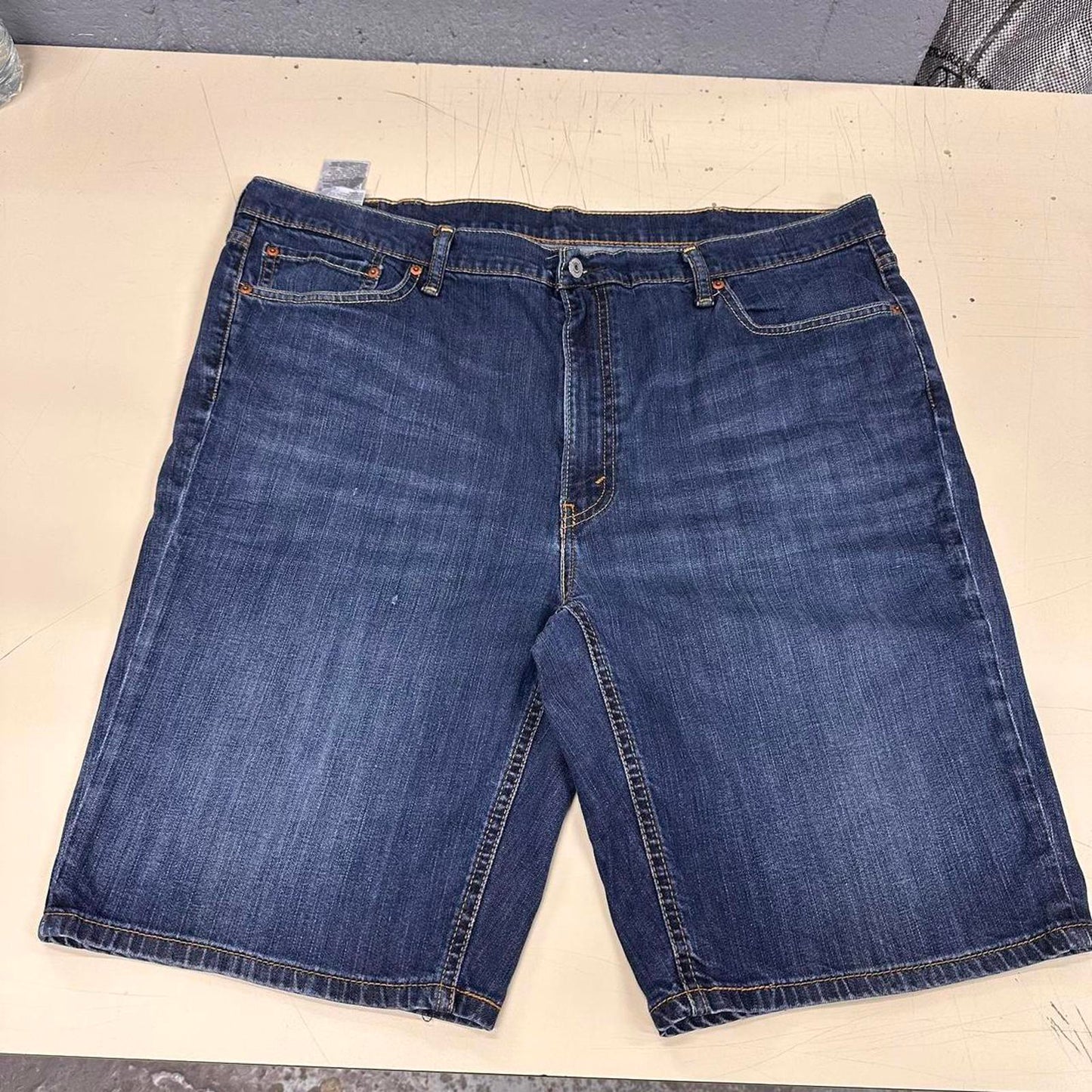 Levi's denim shorts W42