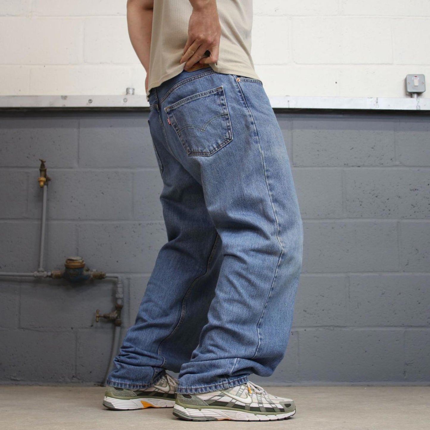 Baggy Levis 550 jeans W38 L34 blue loose 90s relaxed style skater jeans red tab logo