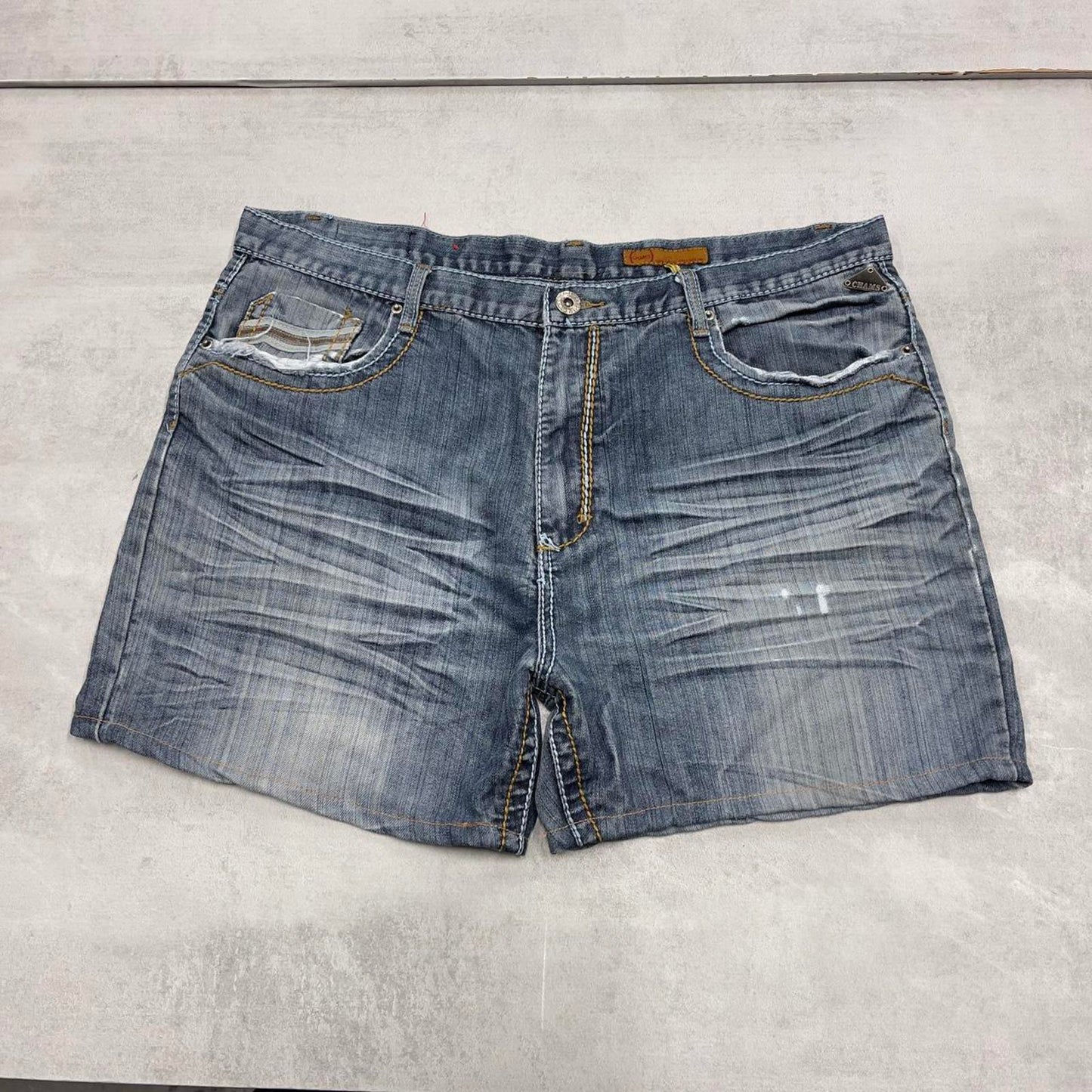 Blue embroidered Chams jorts W40