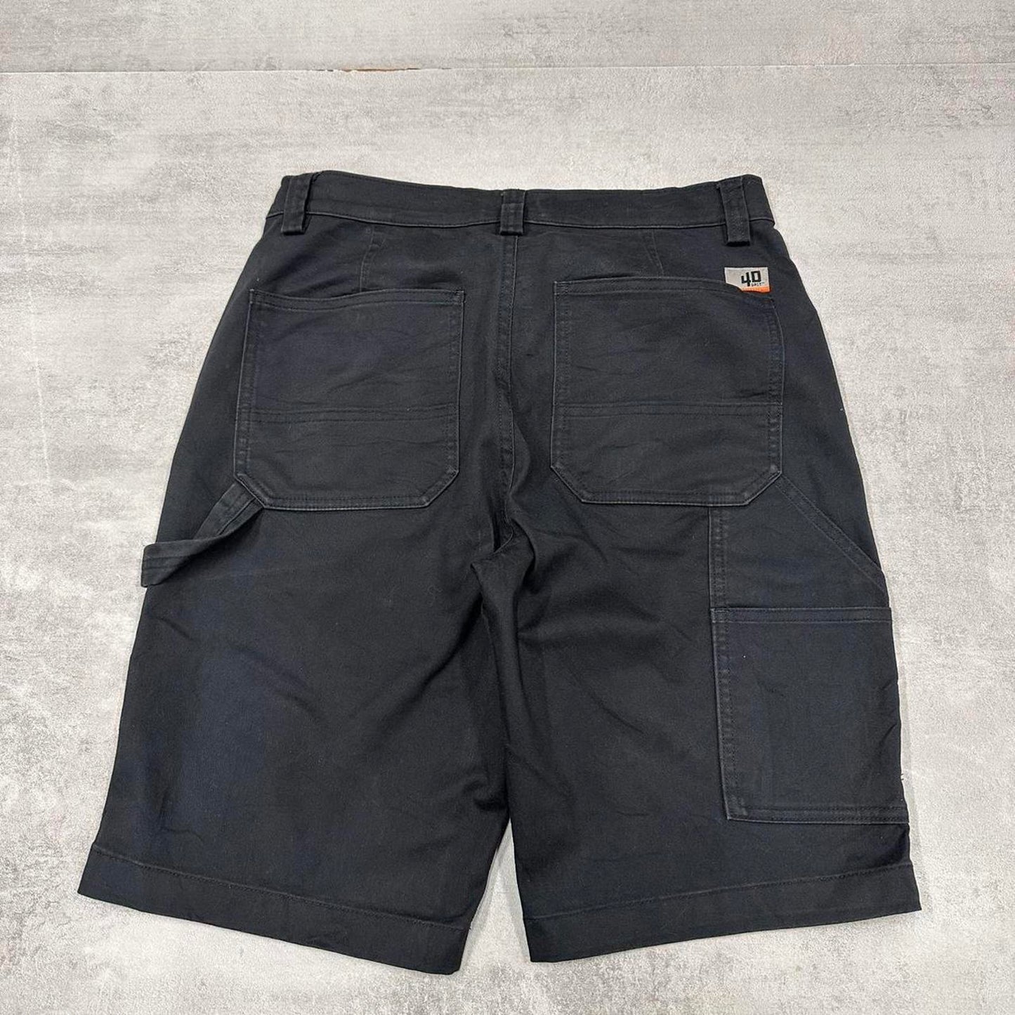 Carpenter shorts, size 6 (W30)