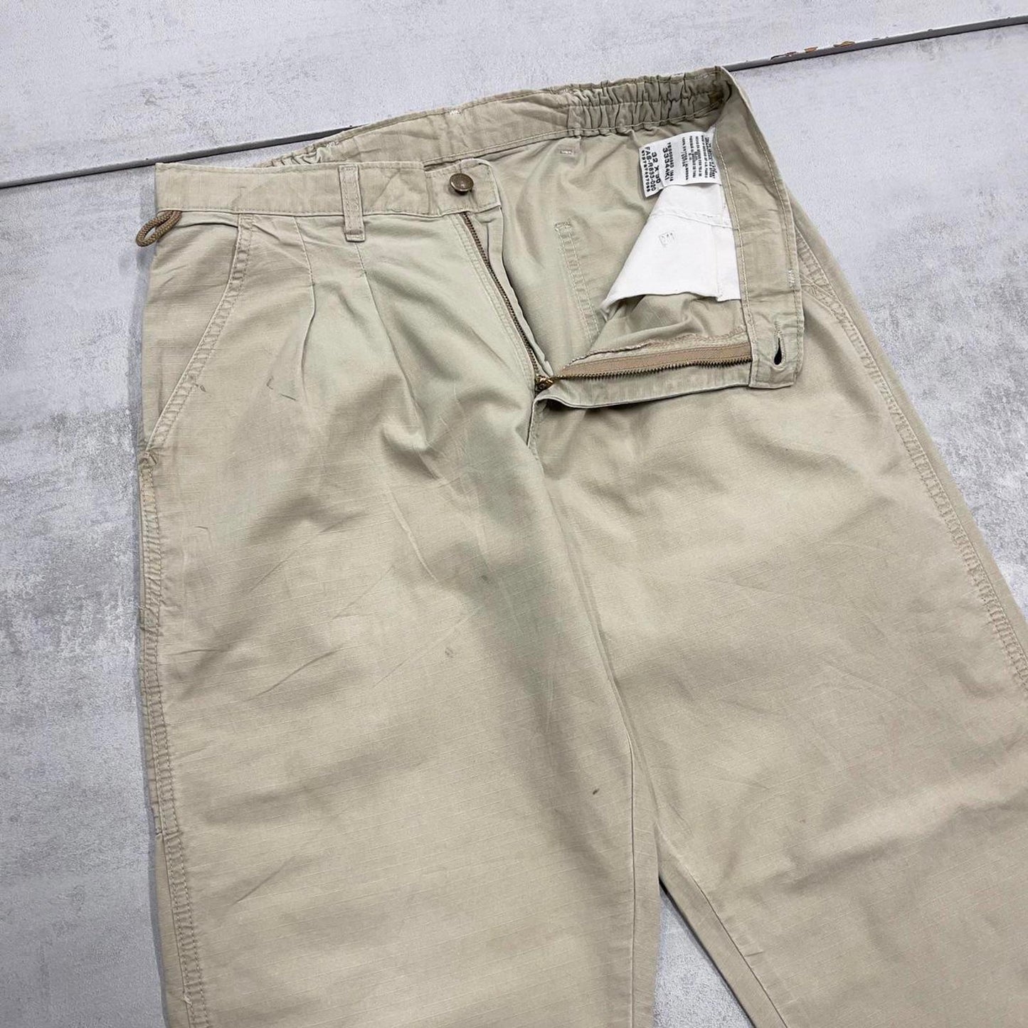 Wrangler carpenter trousers W32L30 beige skater style cargos