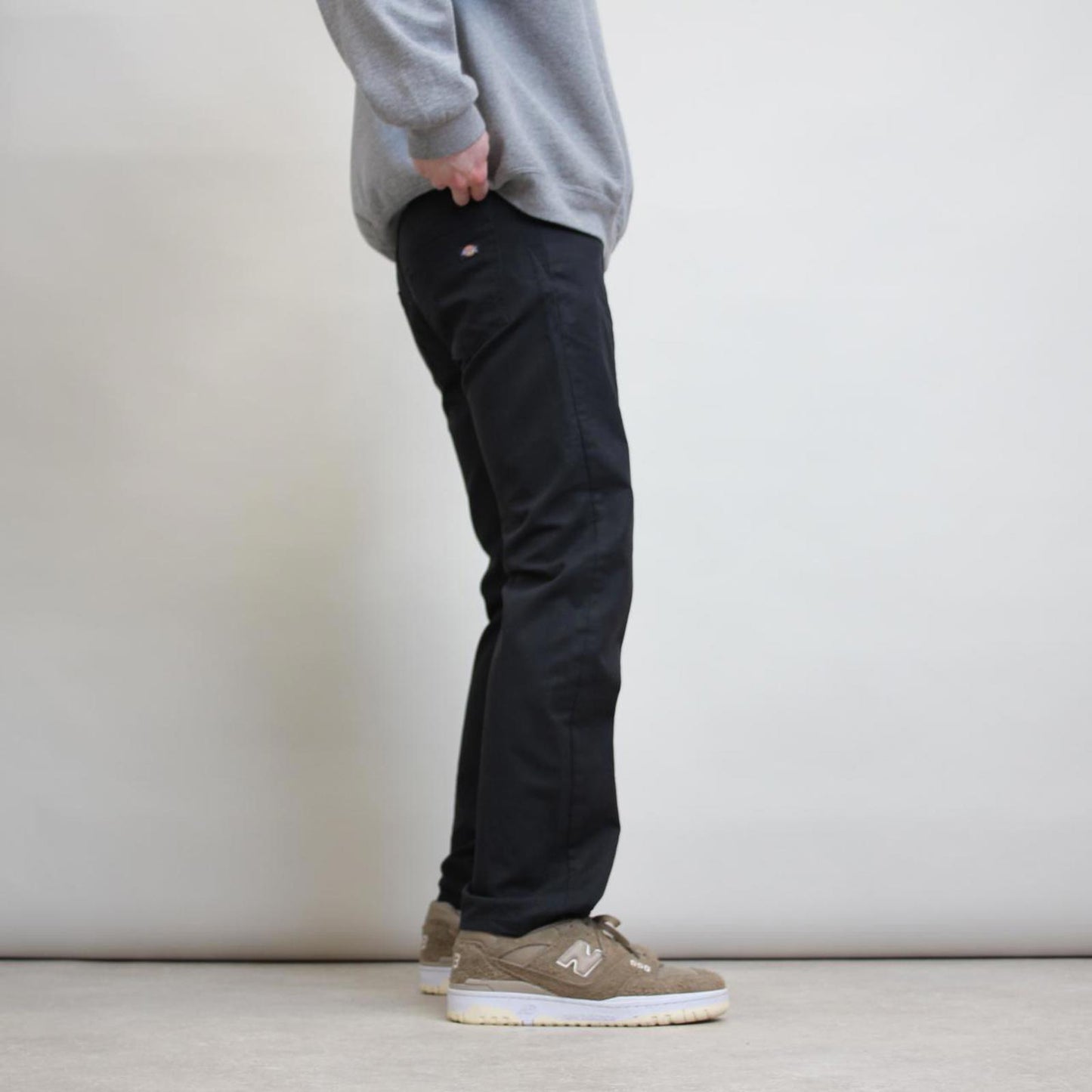 Black Dickies pants W32L29 chino style pants patch logo