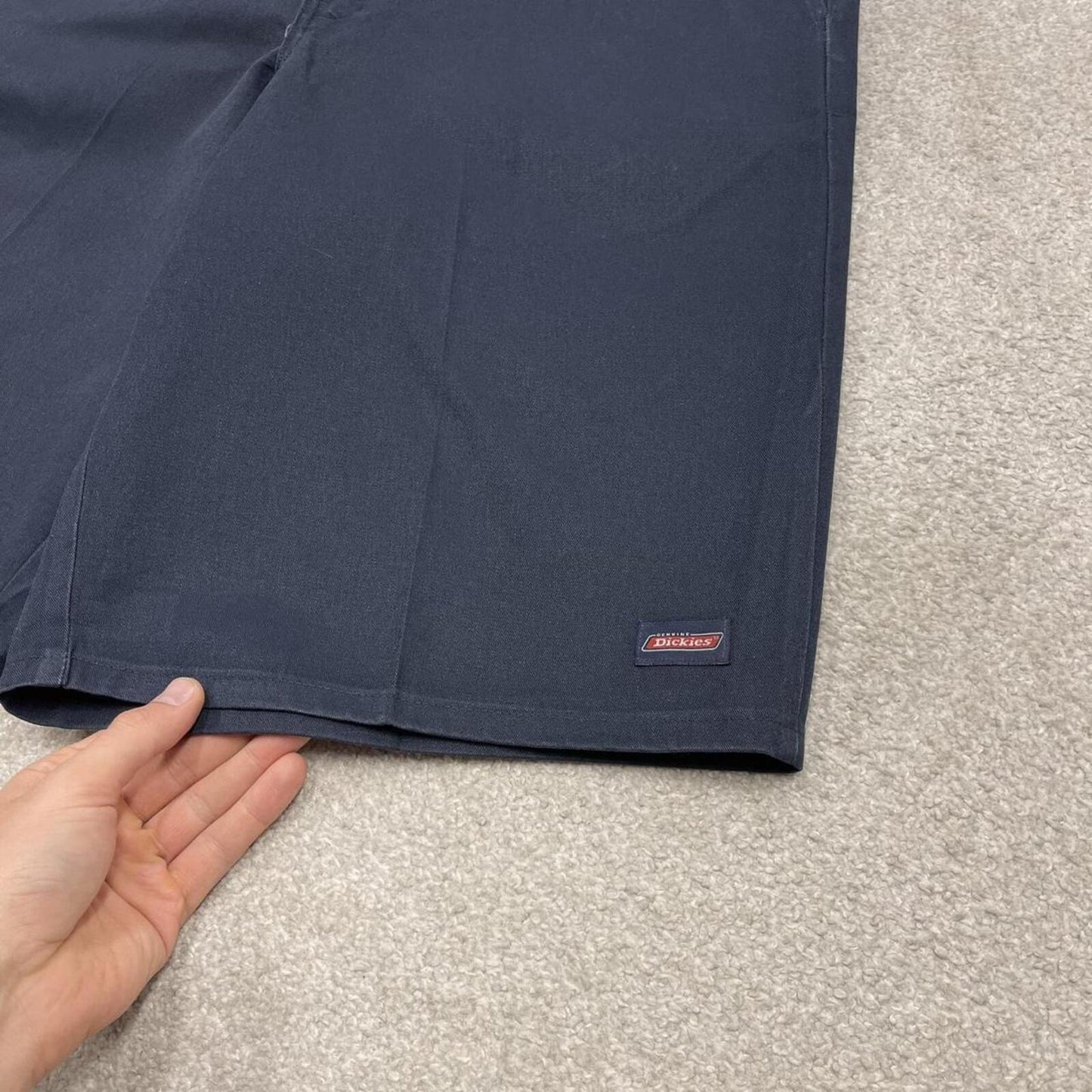 Y2k baggy Dickies W34 chino shorts skater style navy