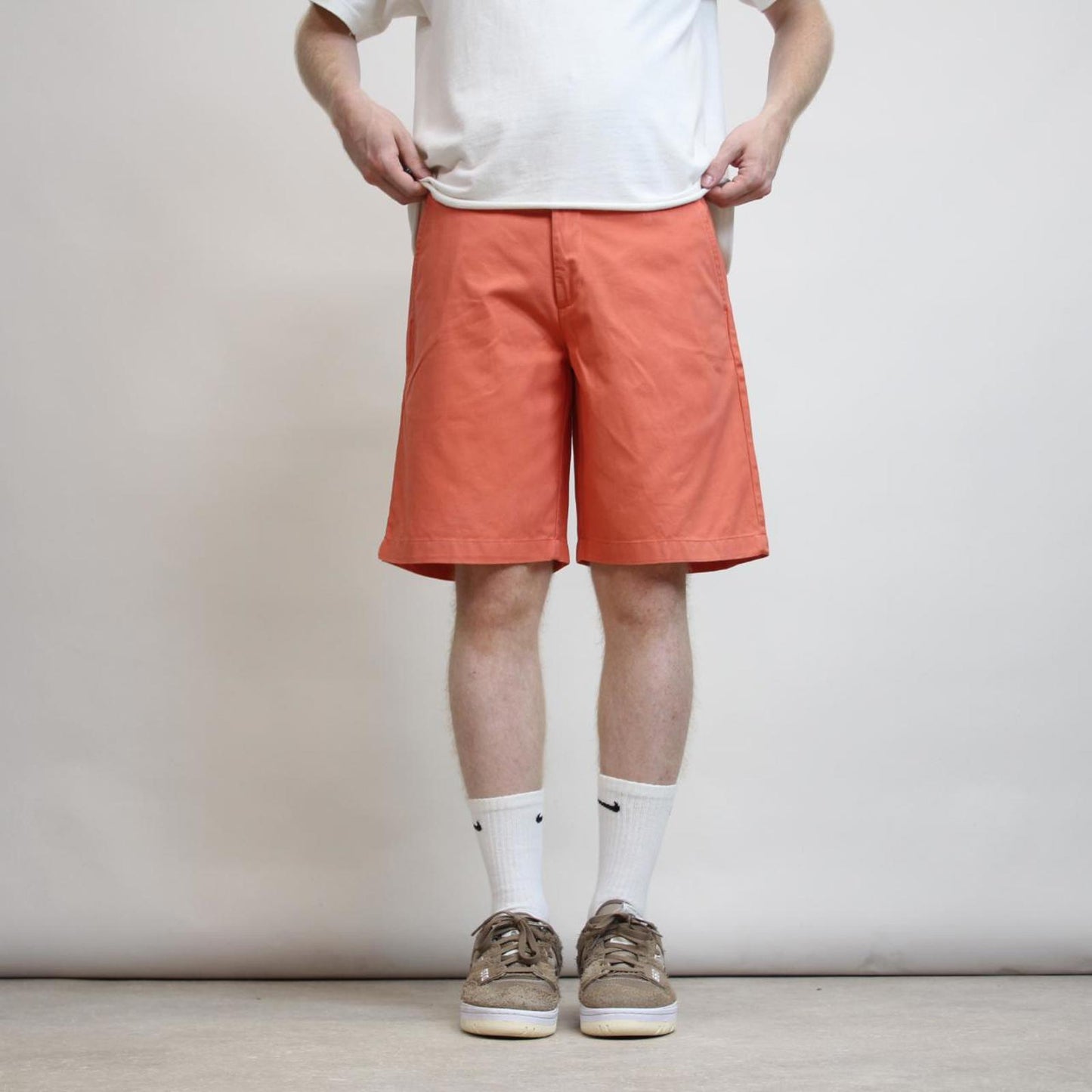 Orange Lee shorts W32