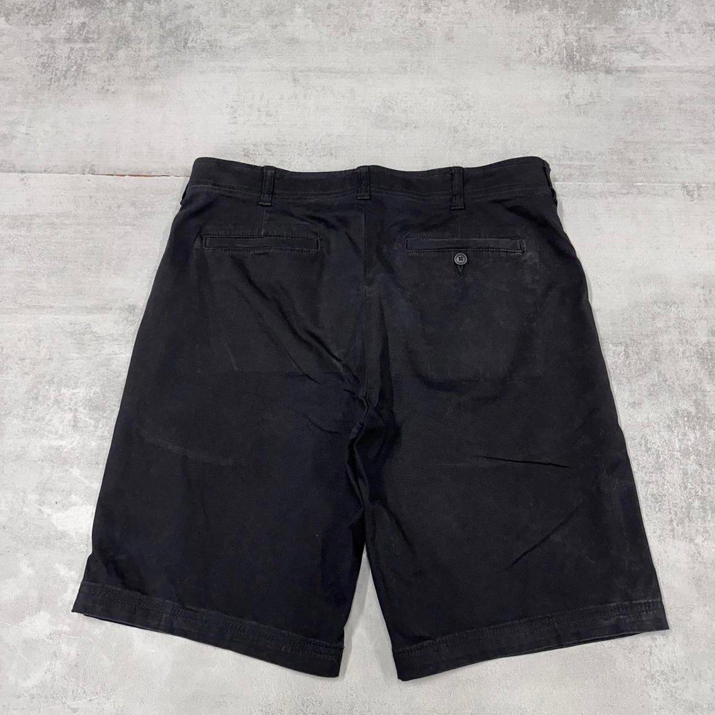 Mens Lee shorts W34