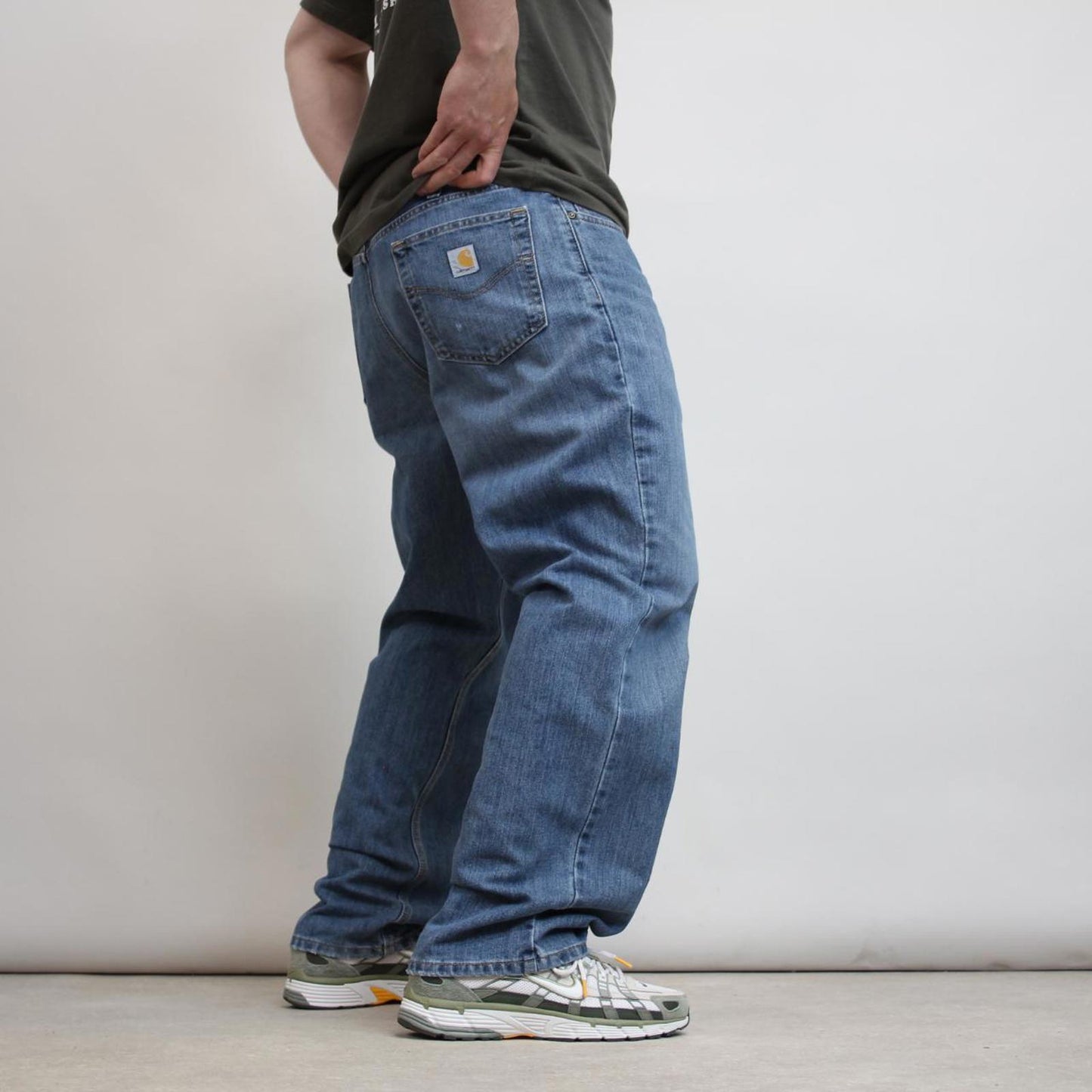 Mens Carhartt jeans W40 L32 relaxed 90s style denim work skater jeans