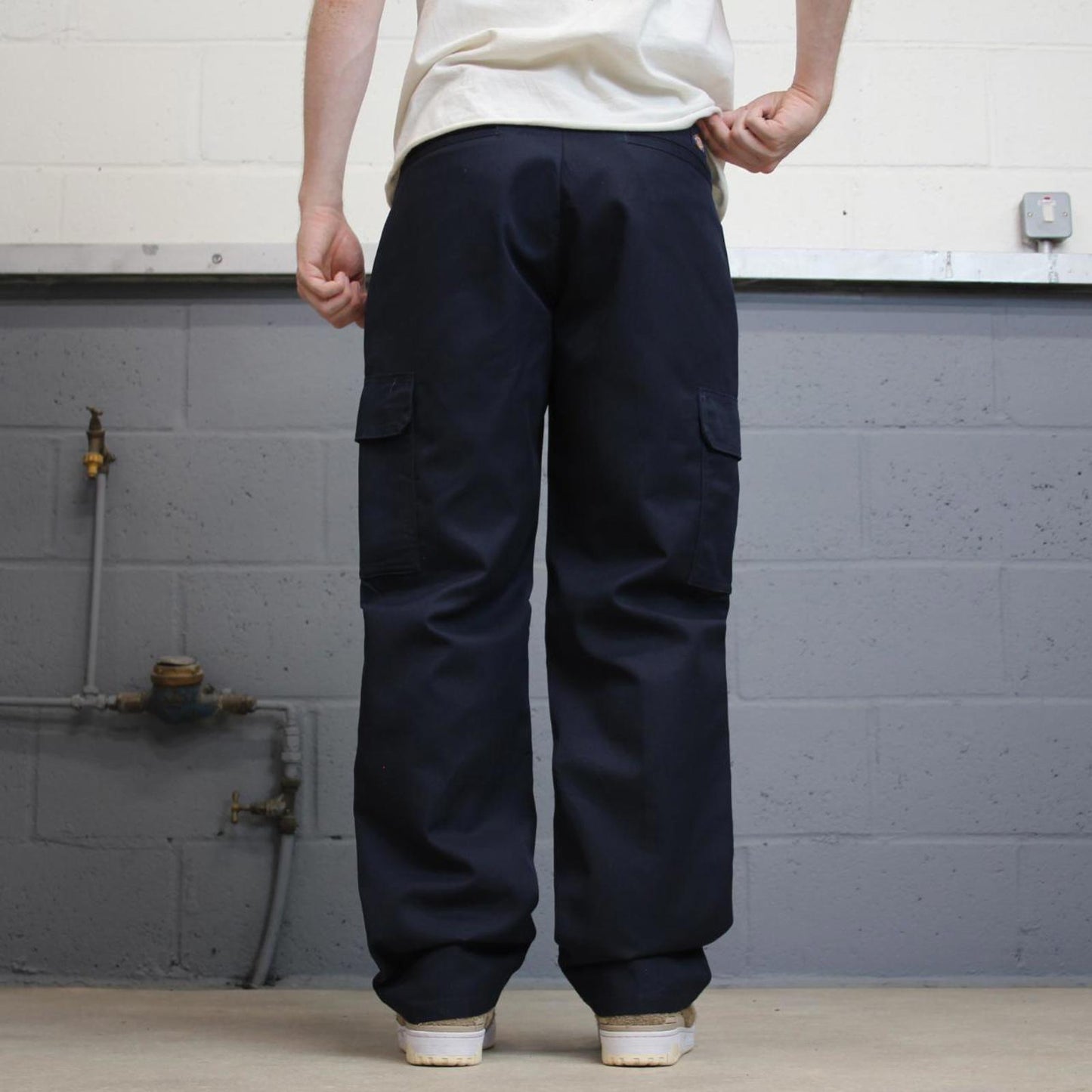 Navy Dickies cargo trousers W34 L32