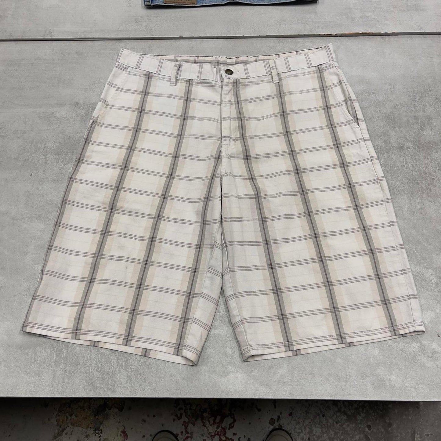 Checkered Dickies carpenter shorts W36