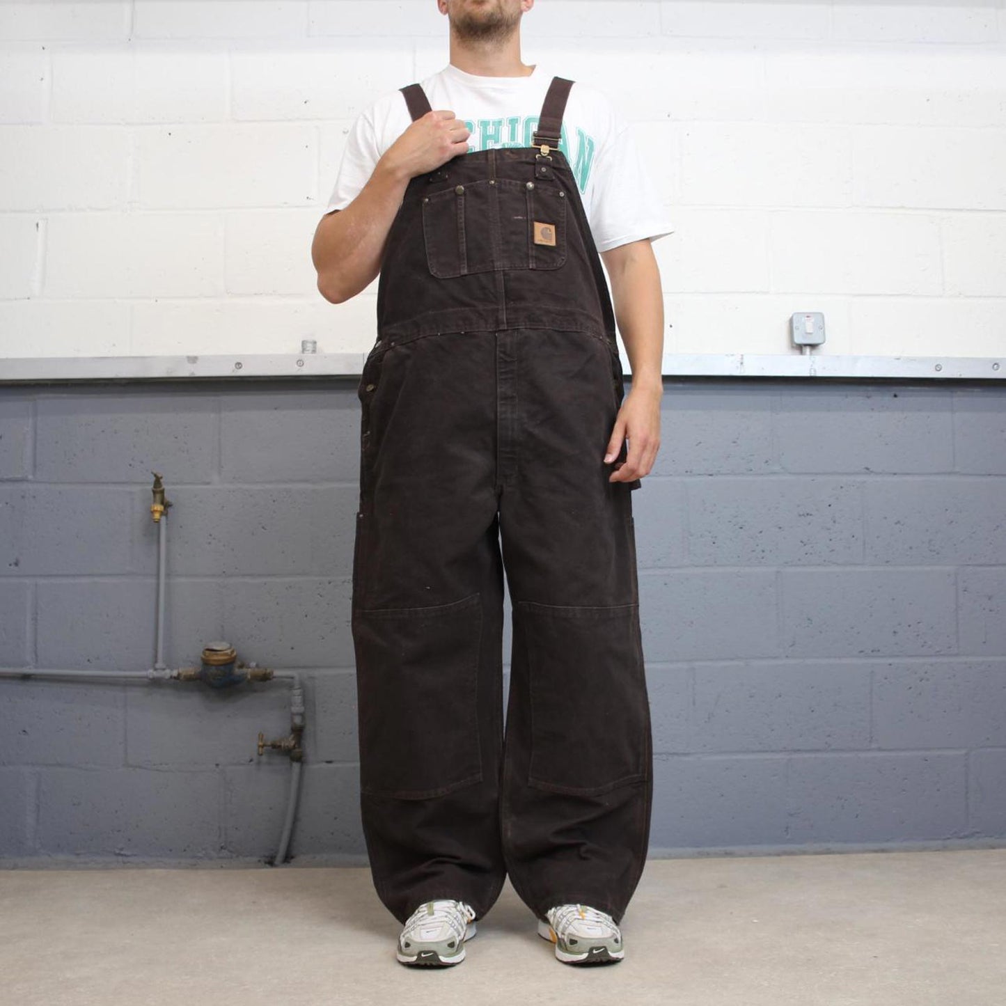 Brown Carhartt dungarees W46L30 mens canvas overalls utility worker