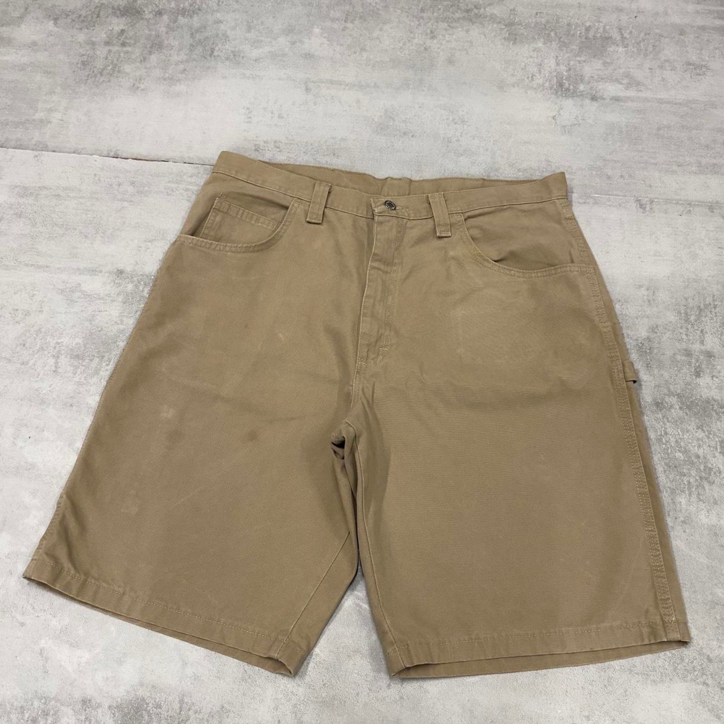 Mens baggy Wrangler carpenter Shorts W36