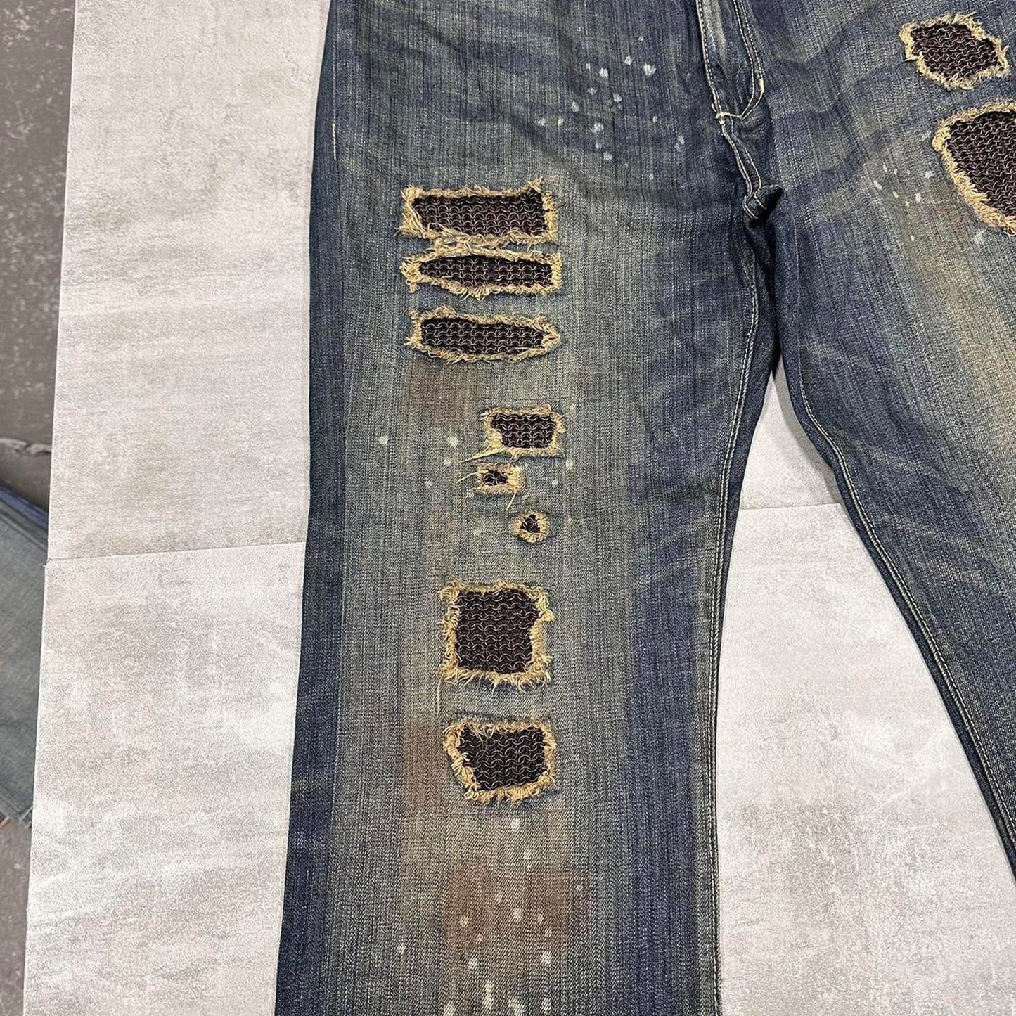 Blue Sean John jeans W38 loose denim y2k hip hop distressed chain design