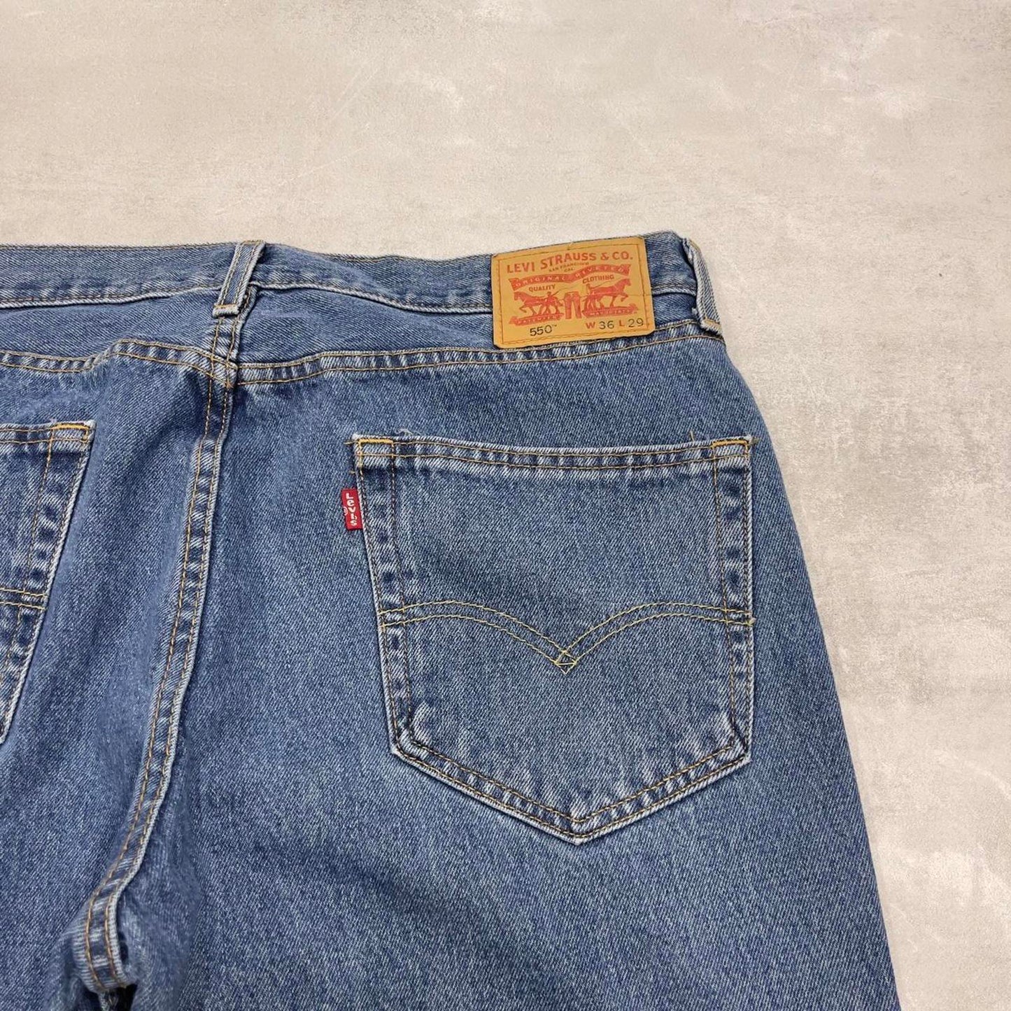 Baggy Levis 550 jeans W36 L29 blue loose 90s relaxed style skater jeans red tab logo