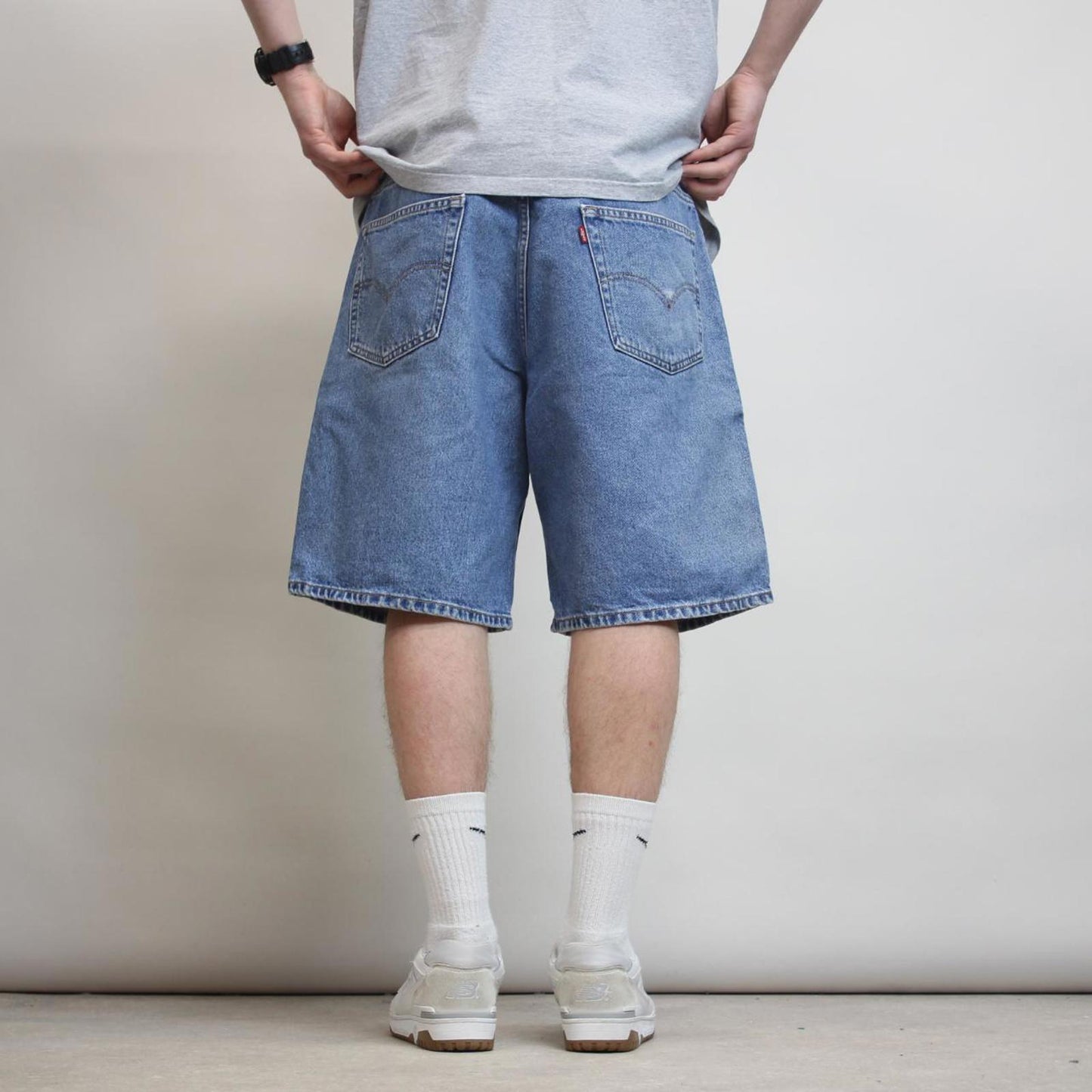 Baggy Levi's jorts W38