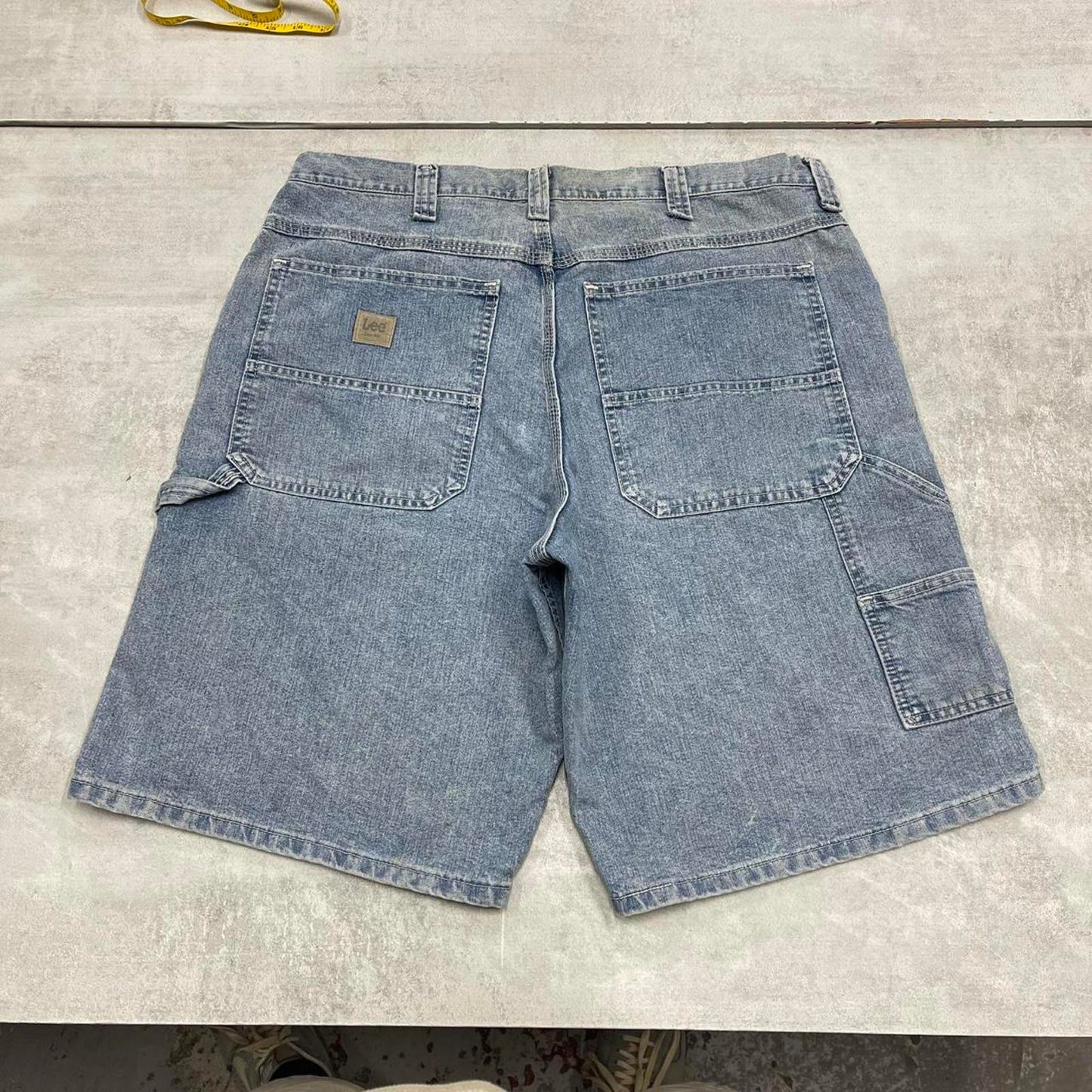 Baggy Lee carpenter jorts W38