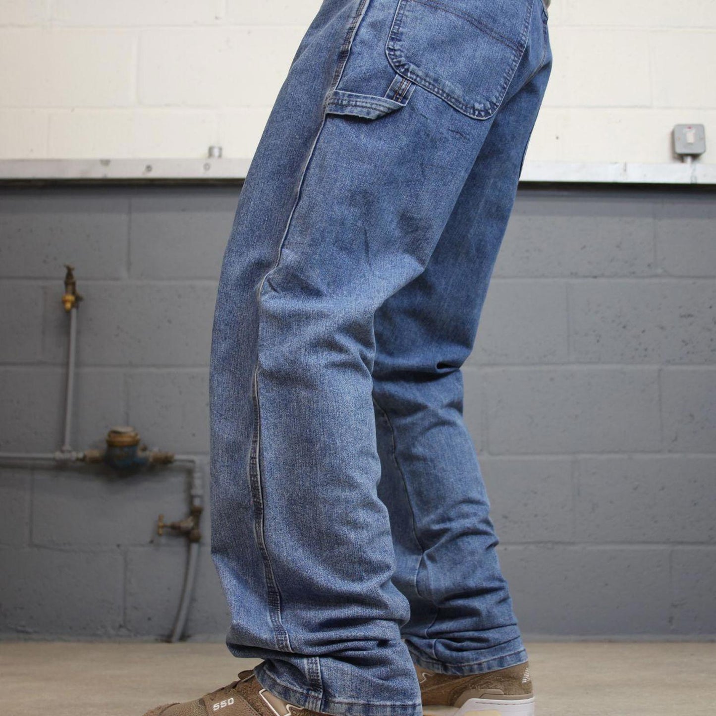 Blue Wrangler carpenter jeans W36L34 loose cargo skater style jeans