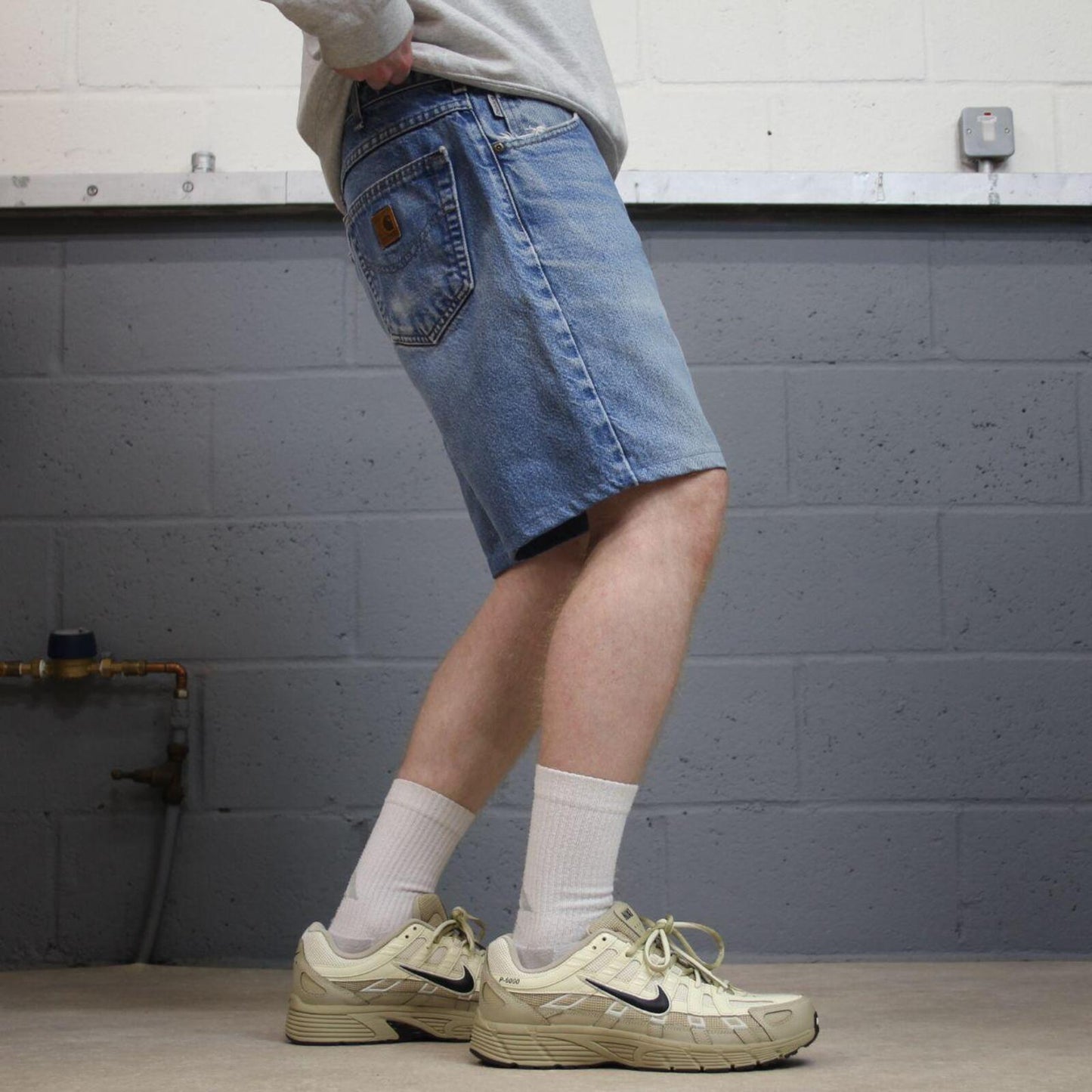 Carhartt denim shorts y2k faded blue Loose skater style work jorts