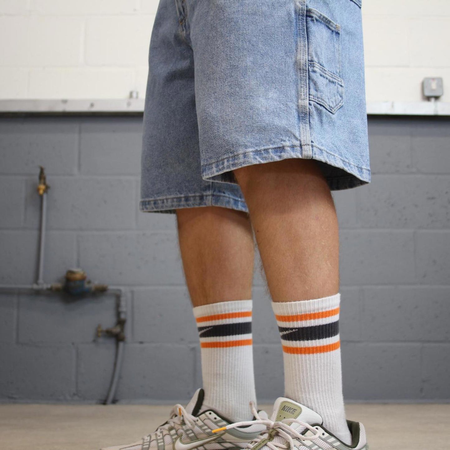 Baggy Wrangler carpenter jorts W36