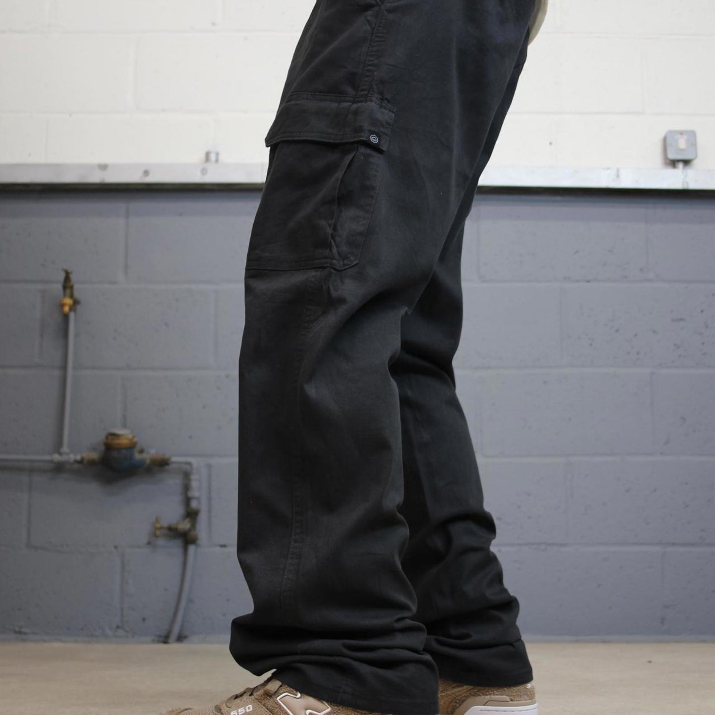 Black Wrangler cargo pants W32L34 loose cargo skater pants
