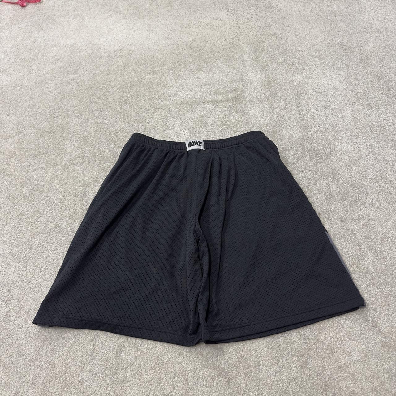 Nike sports shorts y2k blask Dri-Fit comfy floaty summer gym shorts