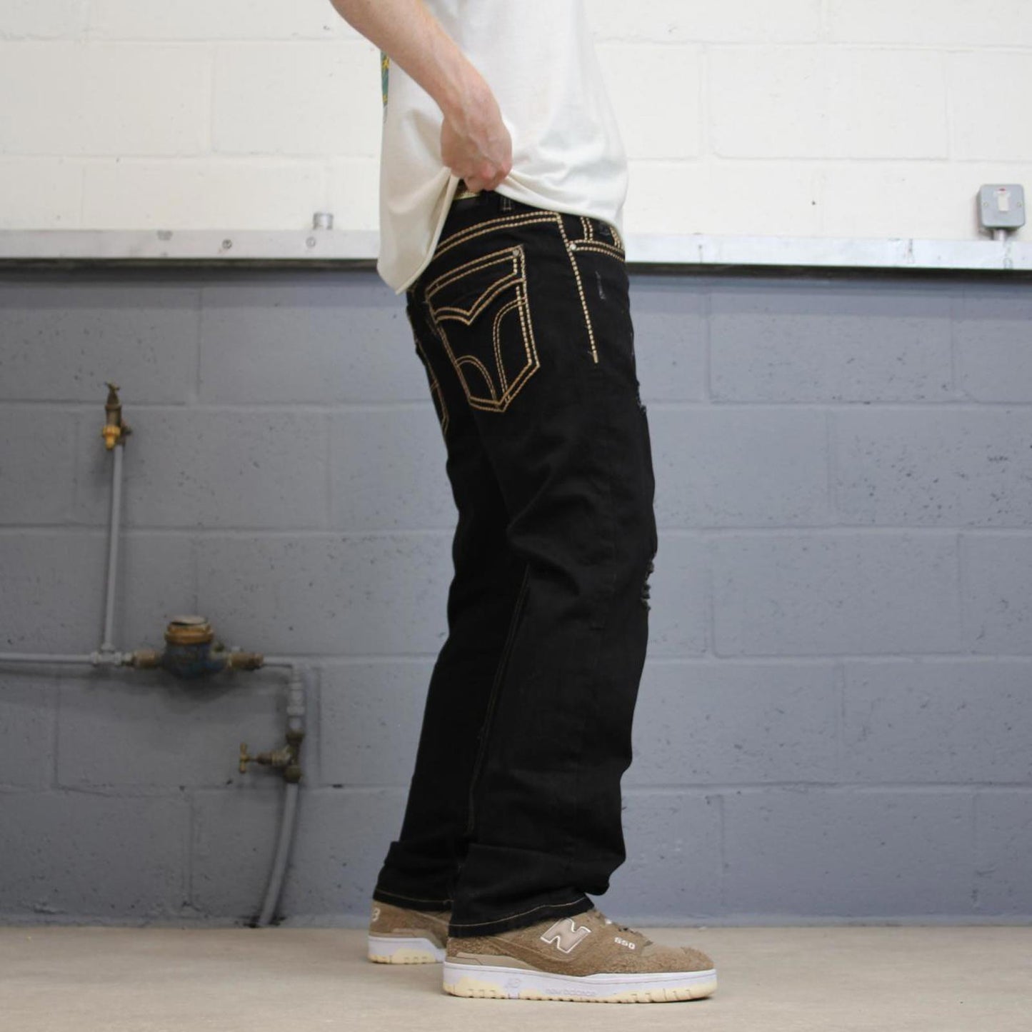 Black Ace of Diamond embroidered jeans W36L30