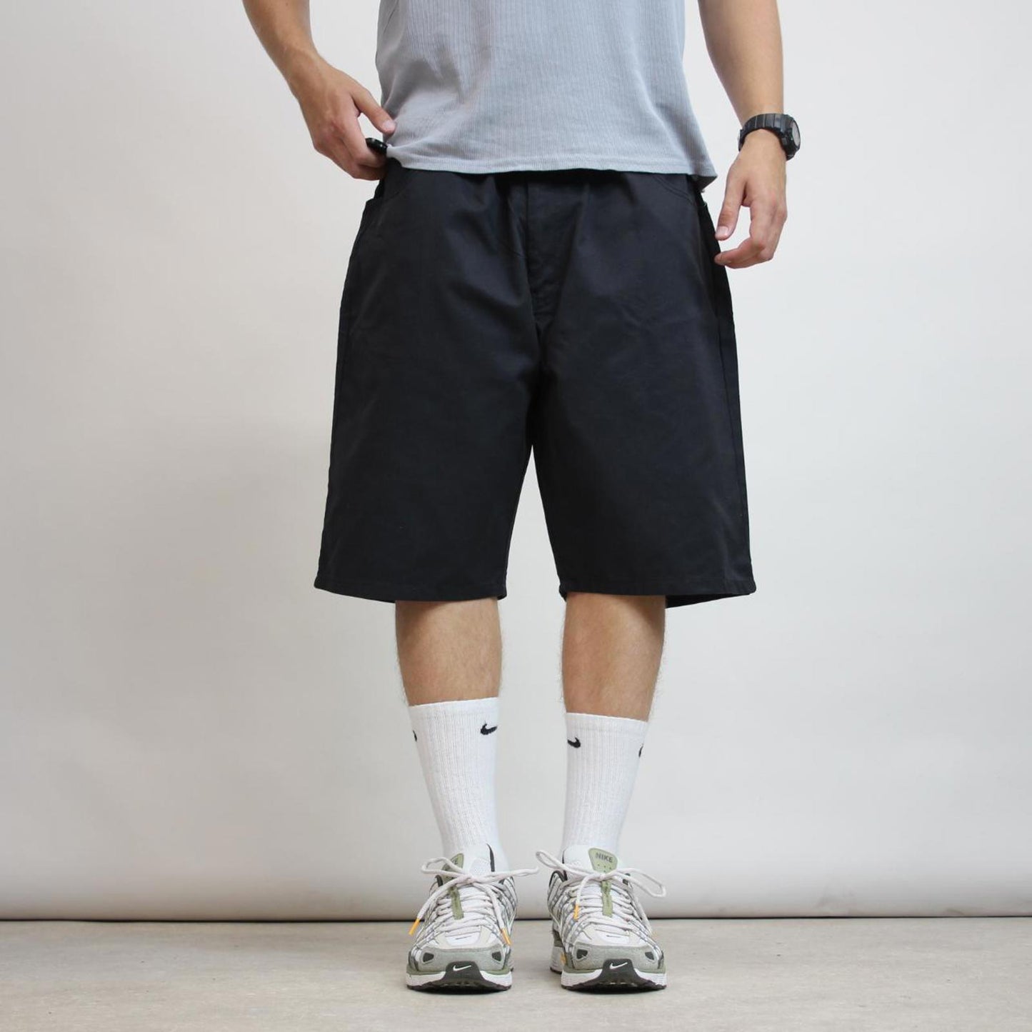 Black Dickies shorts W42