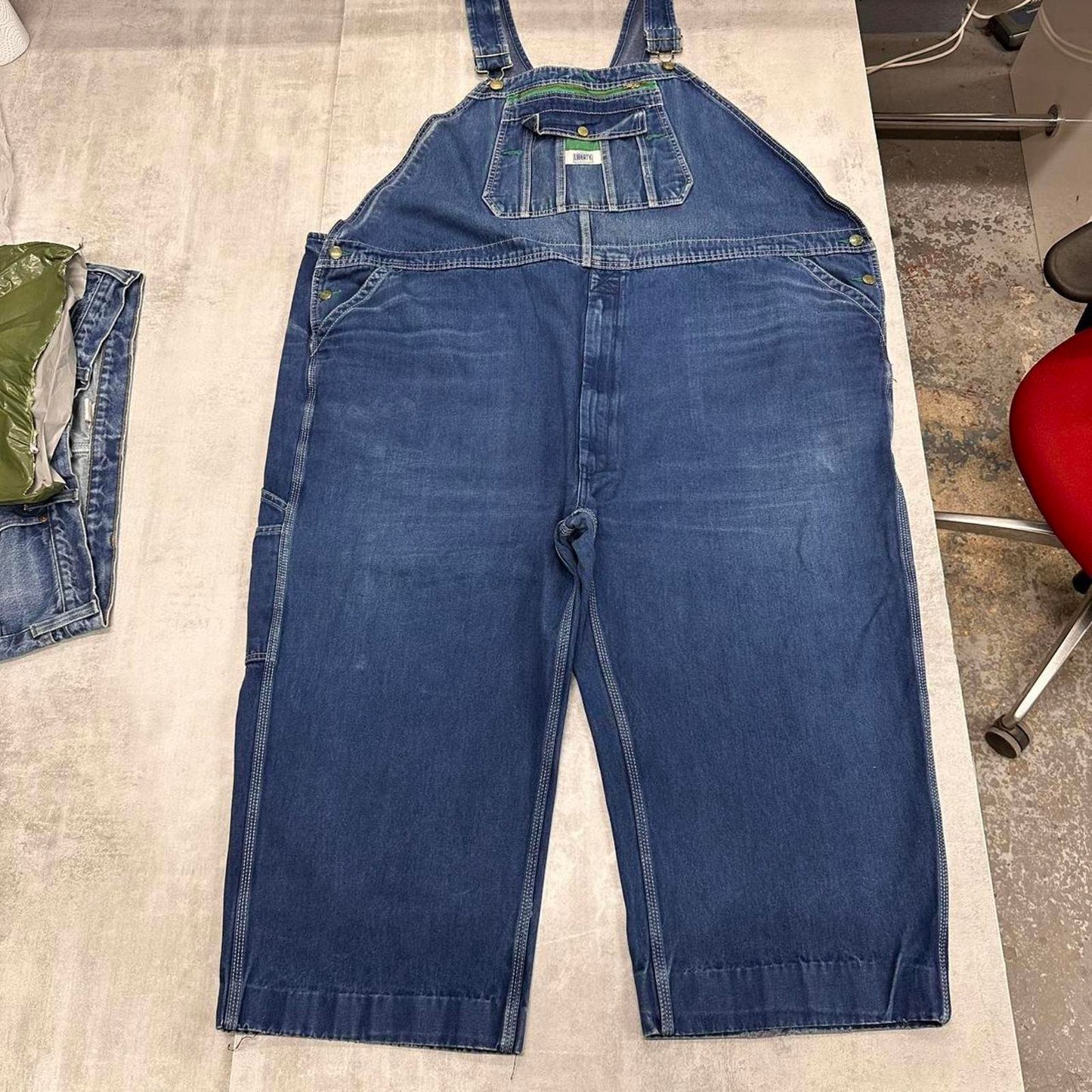 Vintage Liberty overalls W56 L22