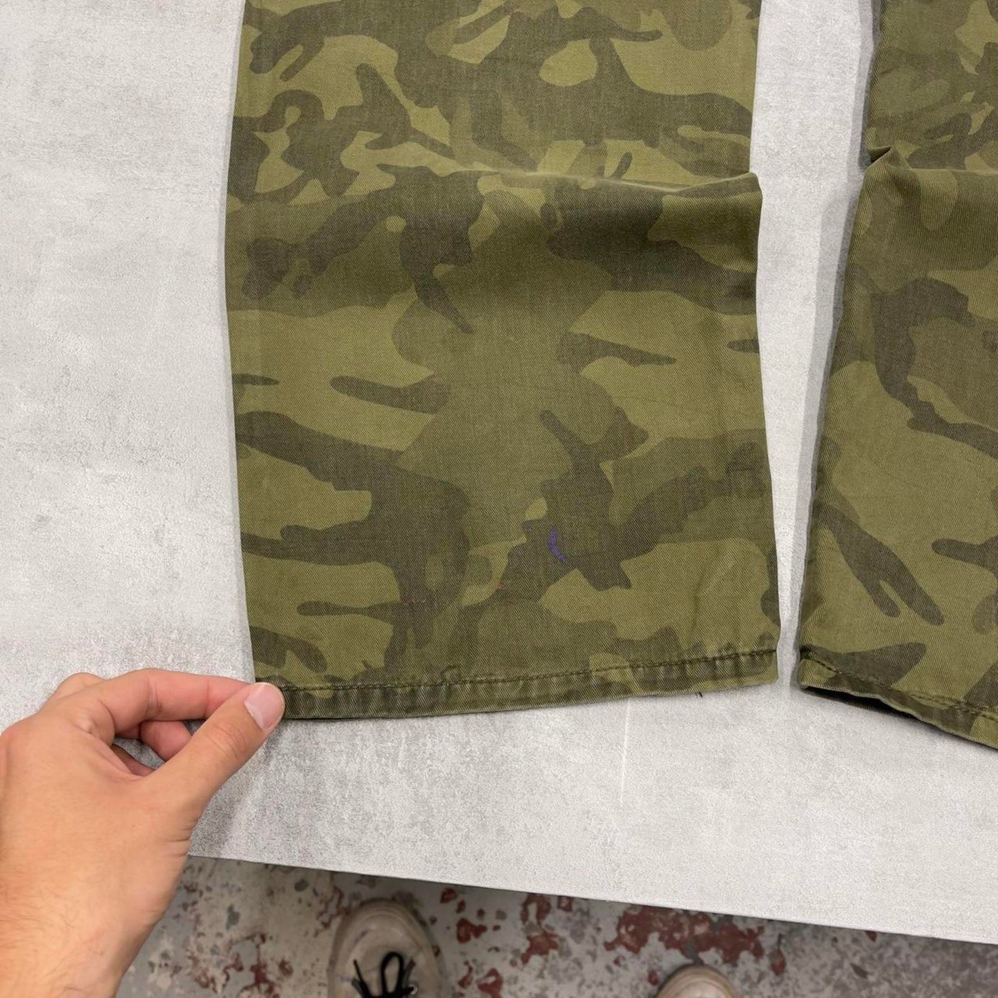 Baggy camo Halifax cargo pants W36L33 Khaki Green forest camouflage loose y2k style cargos