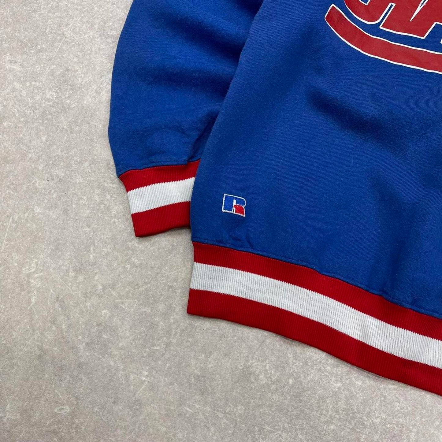 Blue vintage Russell sweatshirt M New York Giants NFL pull over juumber v-neck