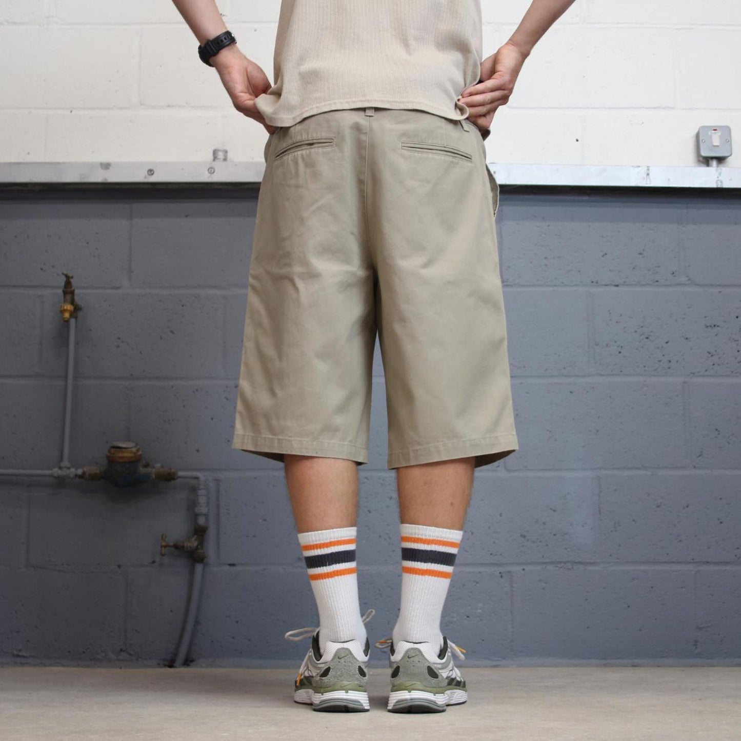 Mens Lee shorts W38