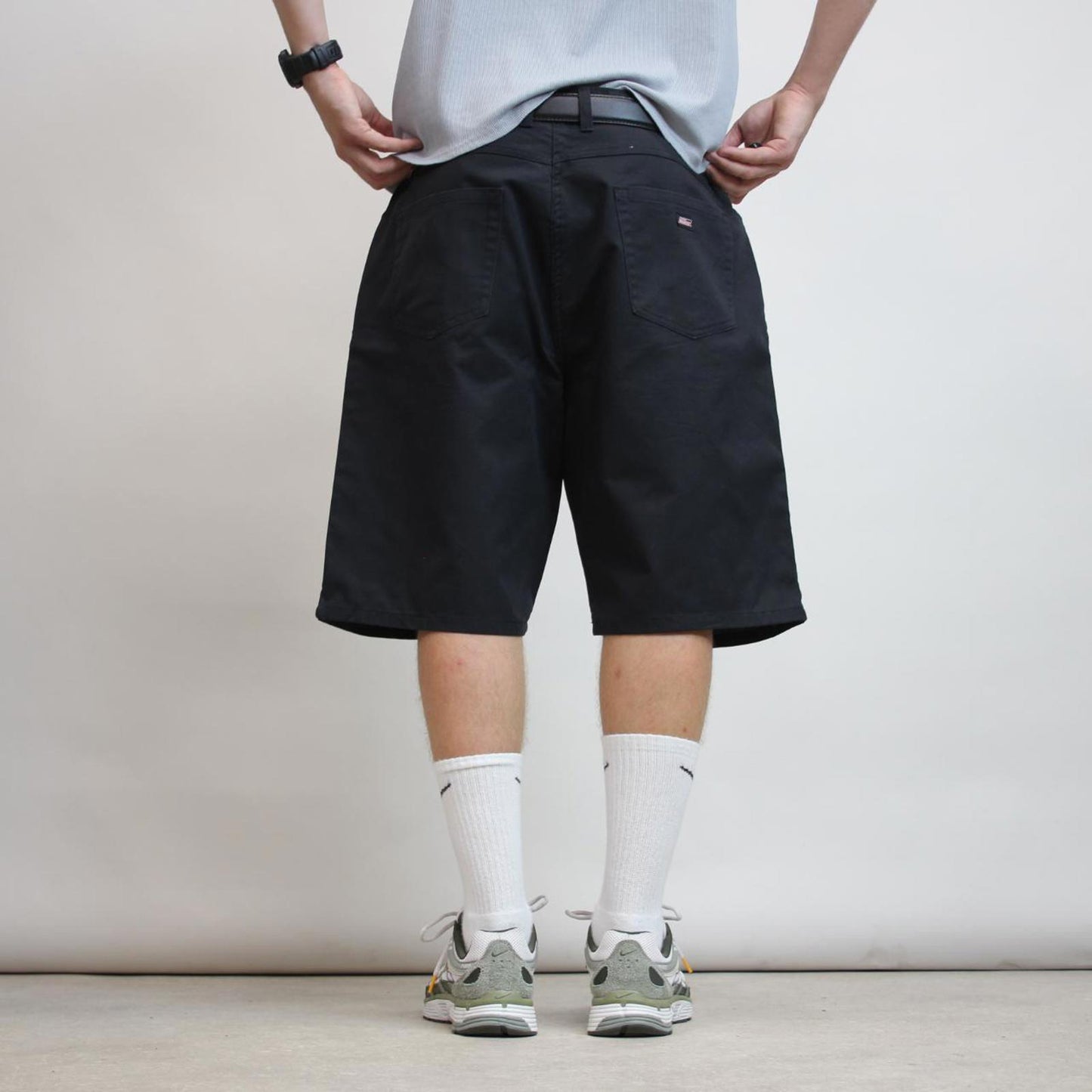 Black Dickies shorts W42