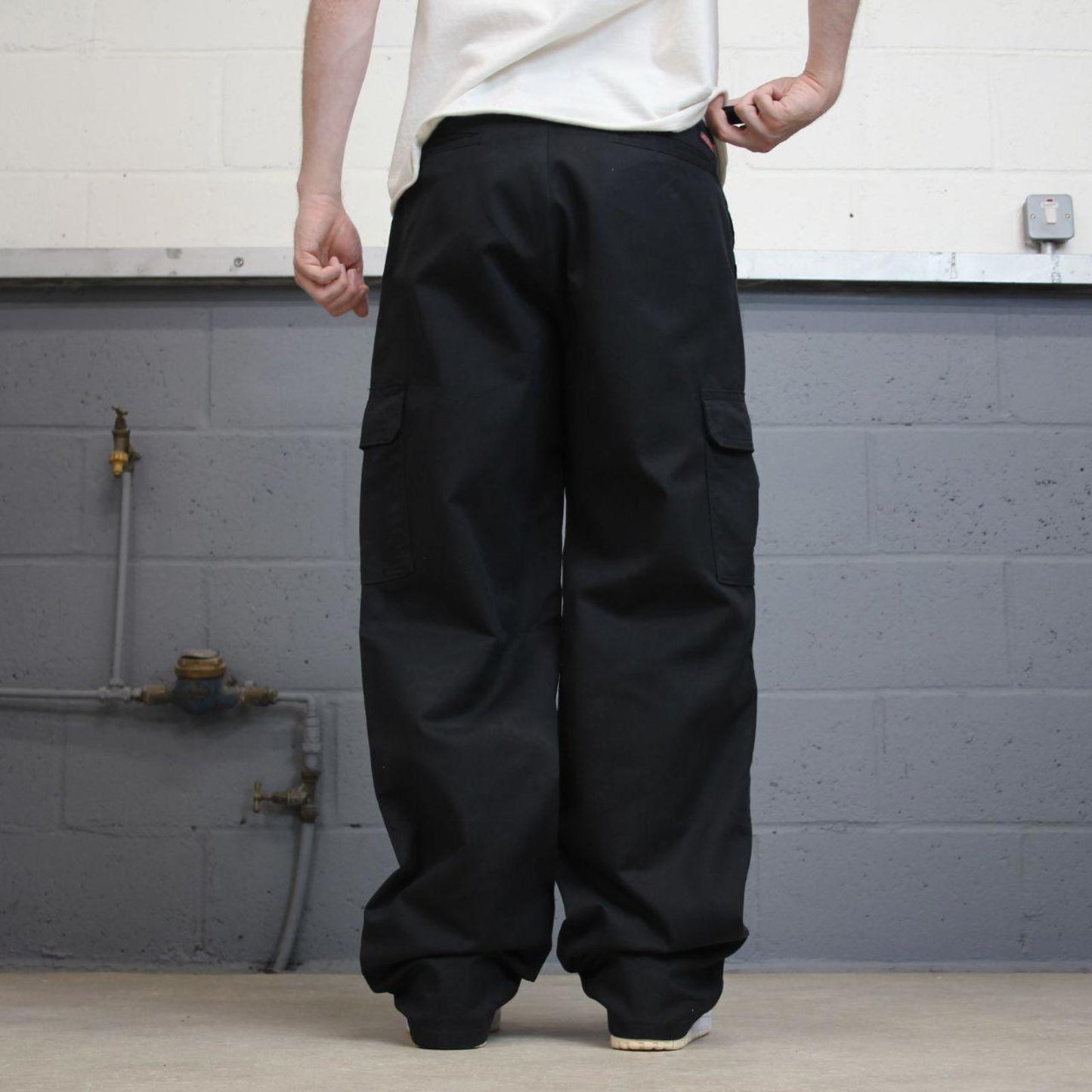Baggy Dickies cargo trousers W34L34 black loose chino style skater cargo pants