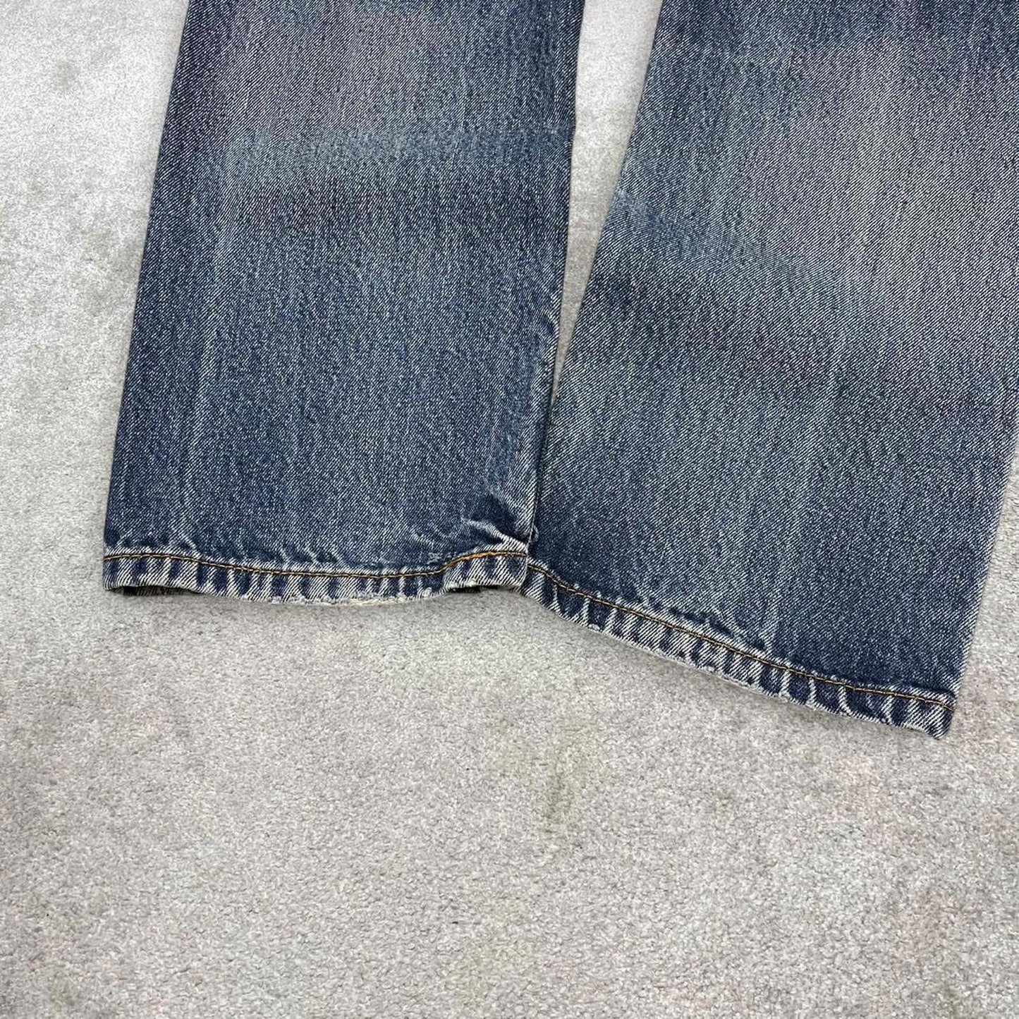 Vintage y2k Levi's 505 jeans blue Straight leg denim casual pants red tab logo
