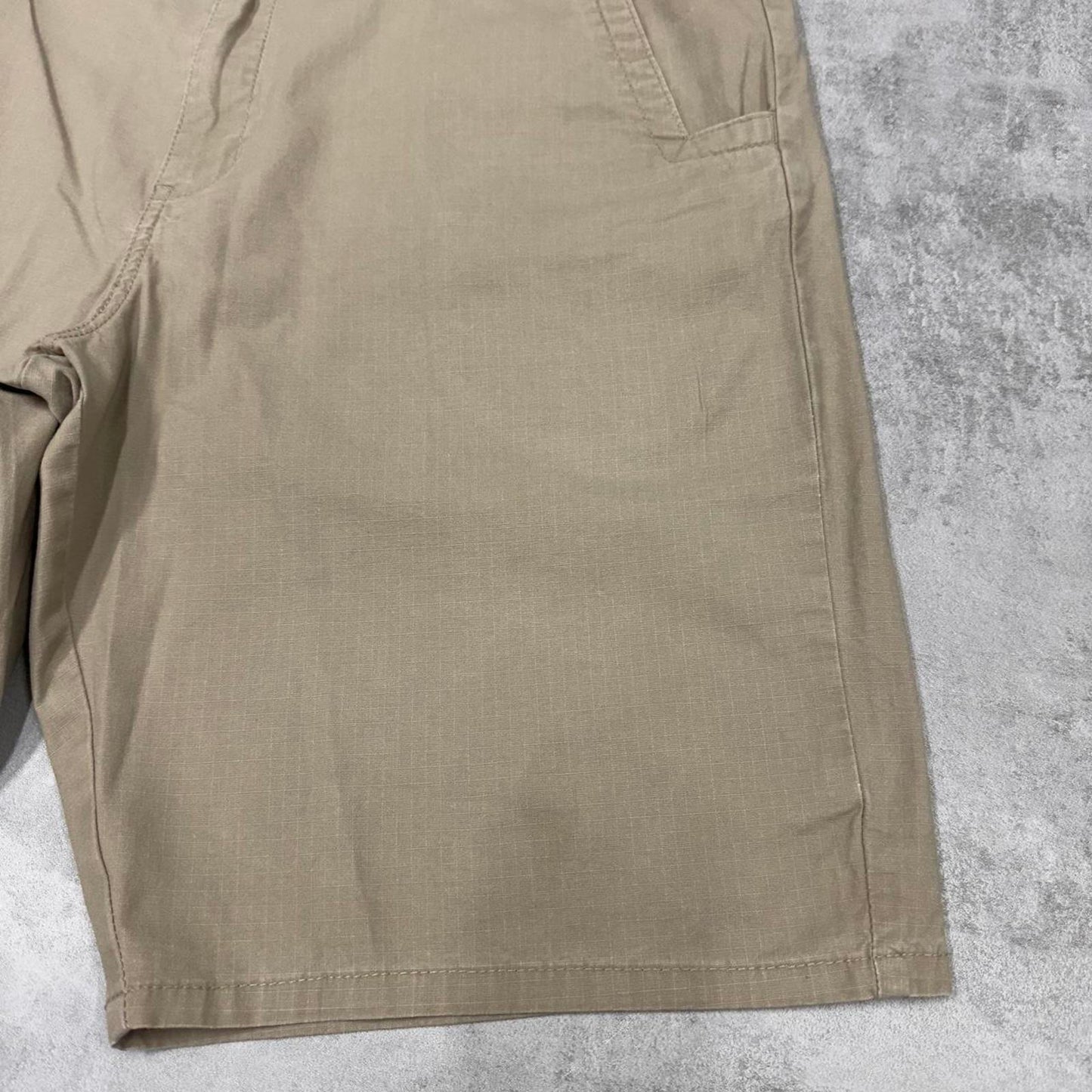 Baggy Beige Dickies carpenter shorts W36