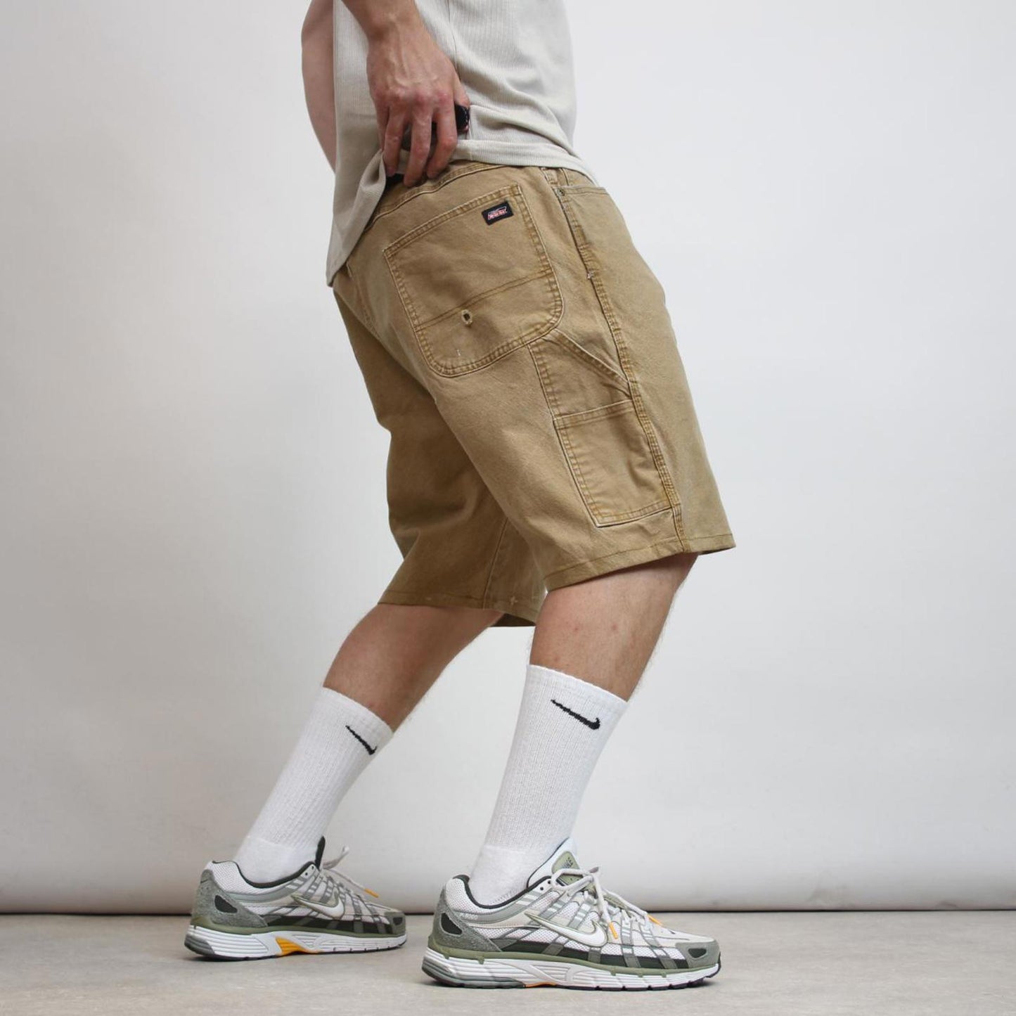 Mens Loose Dickies Carpenter Jorts W44