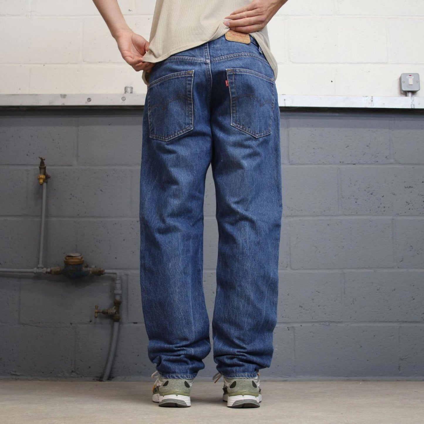 Blue Levis 505 jeans W36L30 loose straight leg y2k style pants red tab logo