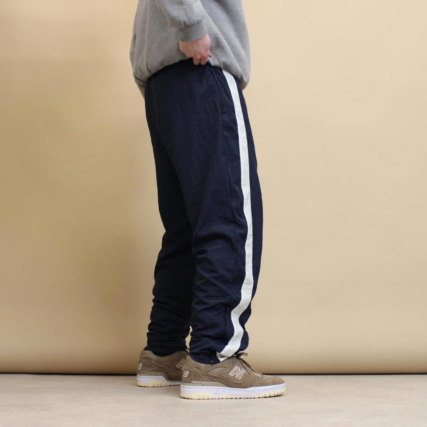 Vintage Reebok tracksuit bottoms Medium trackies joggers