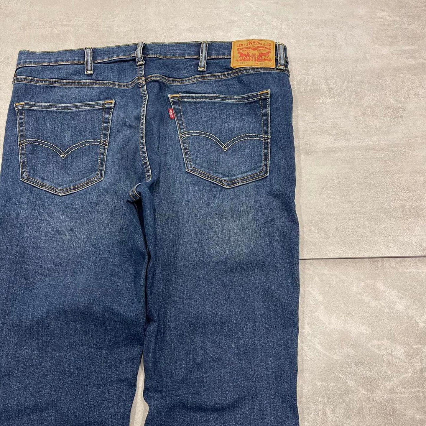 Blue Levi's 511 jeans W38L30
