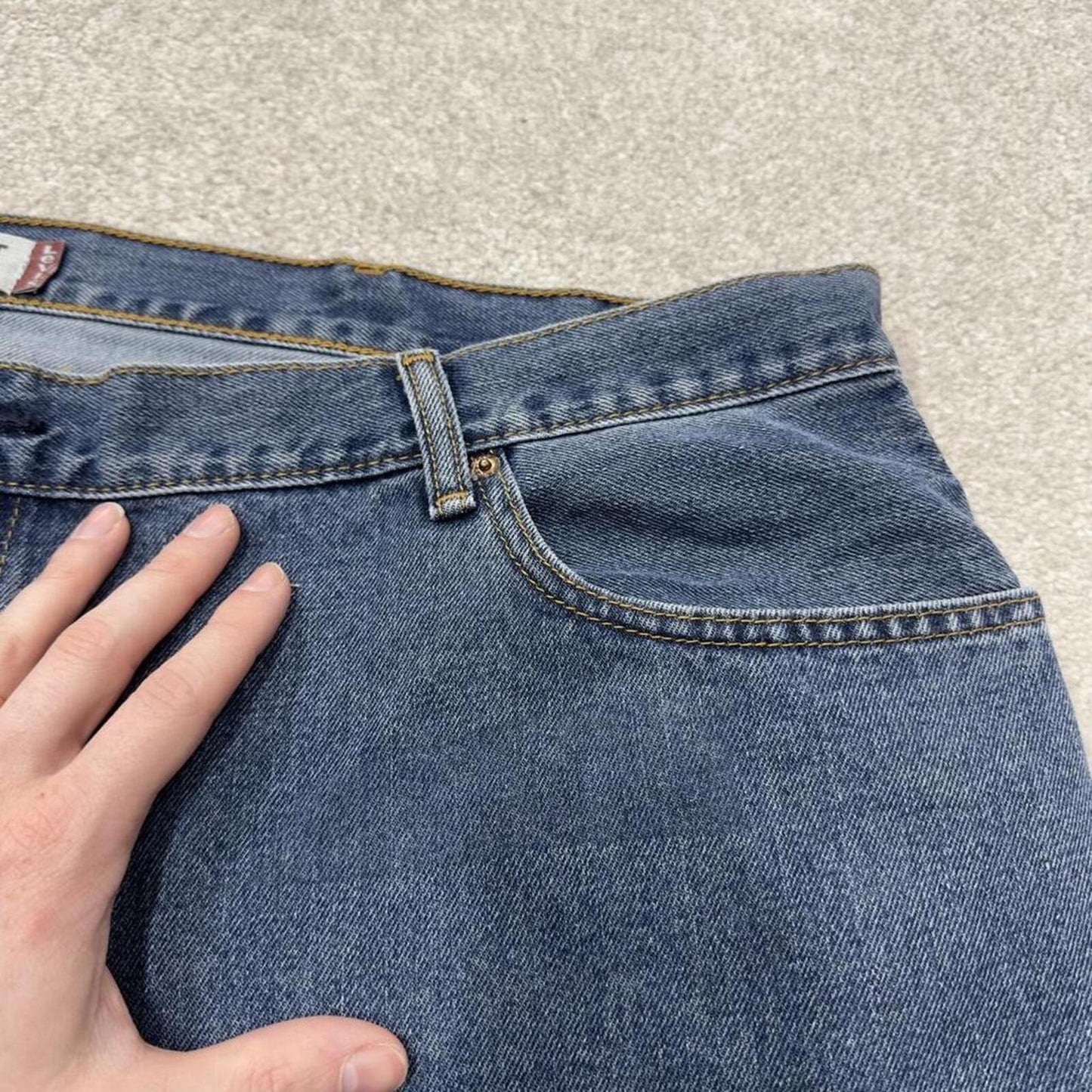Levi’s 560 baggy jeans y2k blue Comfort fit wide leg denim pants red tab logo