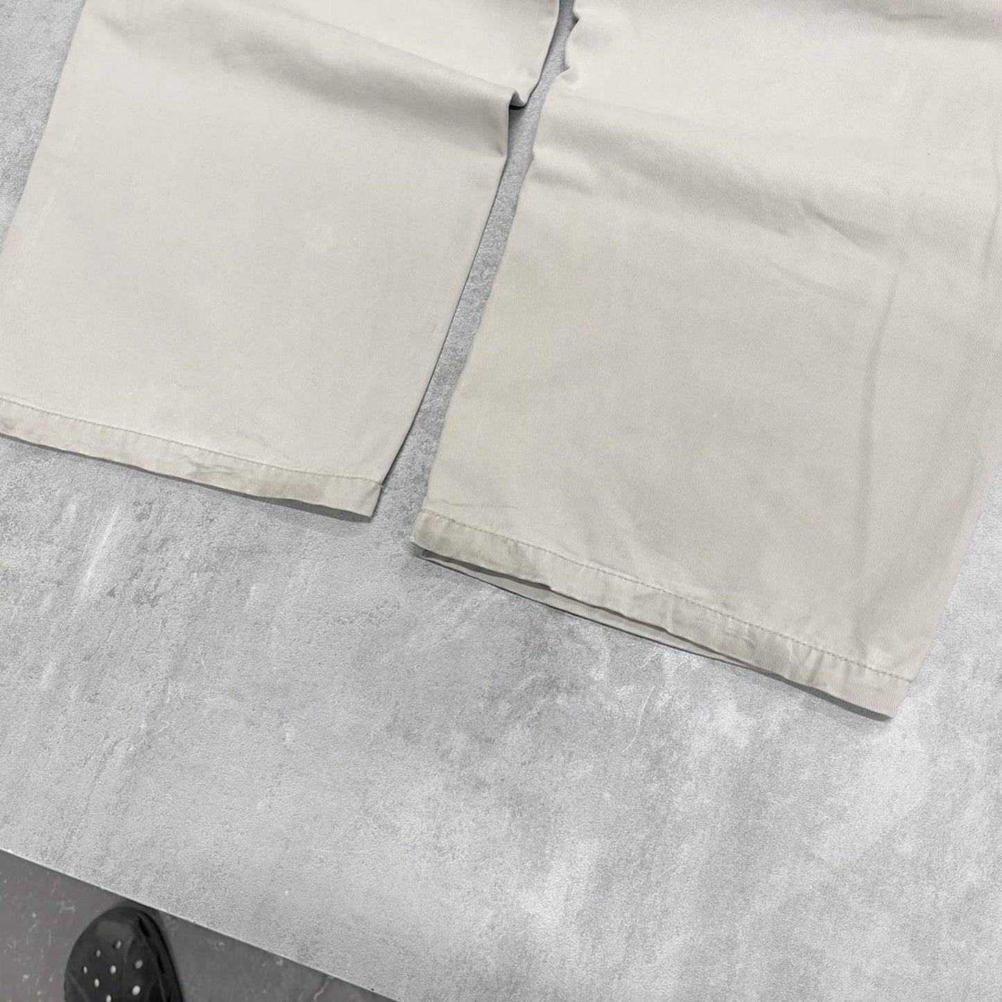 Baggy Wrangler cargo pants W38L30 beige wide leg y2k style trousers