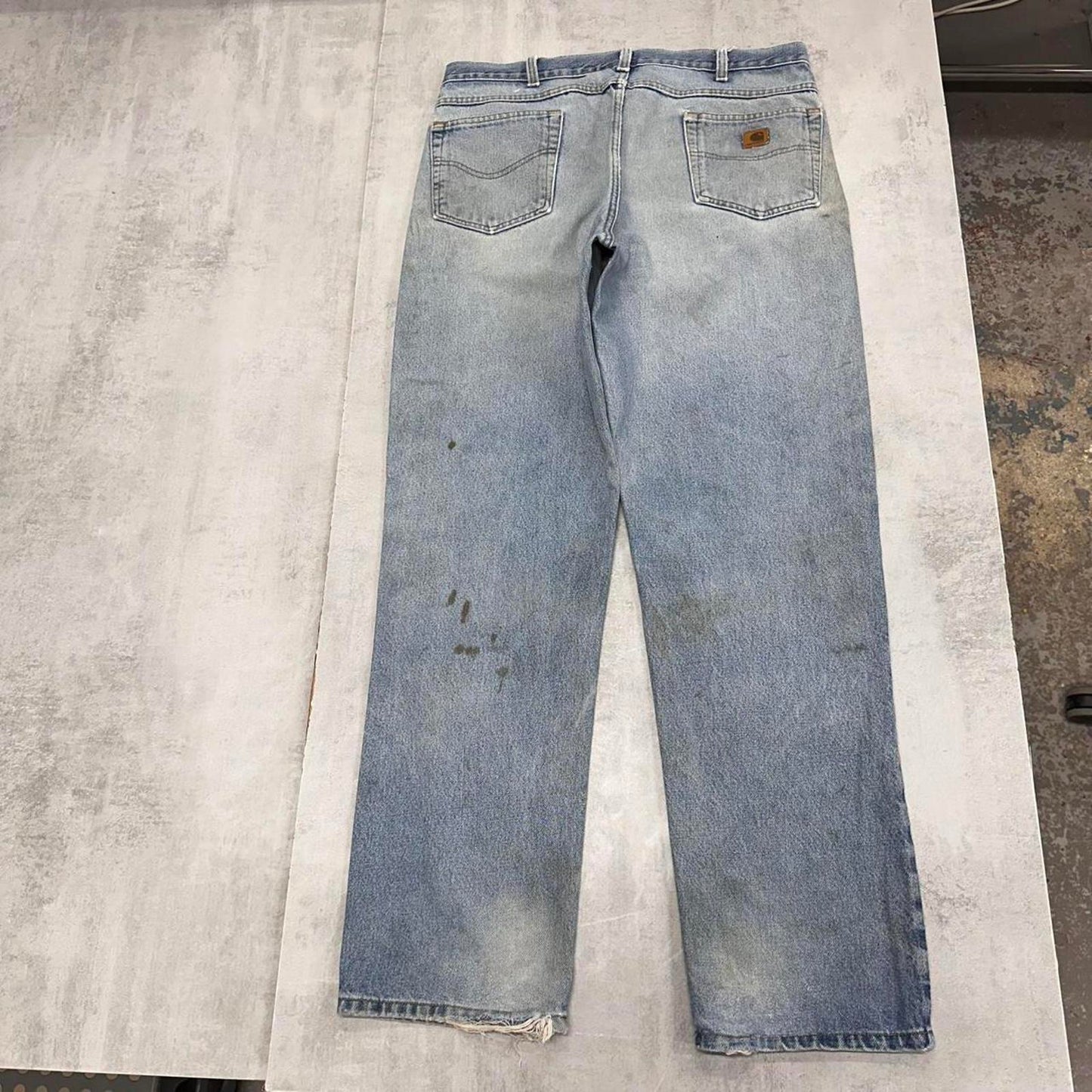 Vintage Carhartt jeans W38L34 Loose Fit Classic Blue Thrashed Workwear