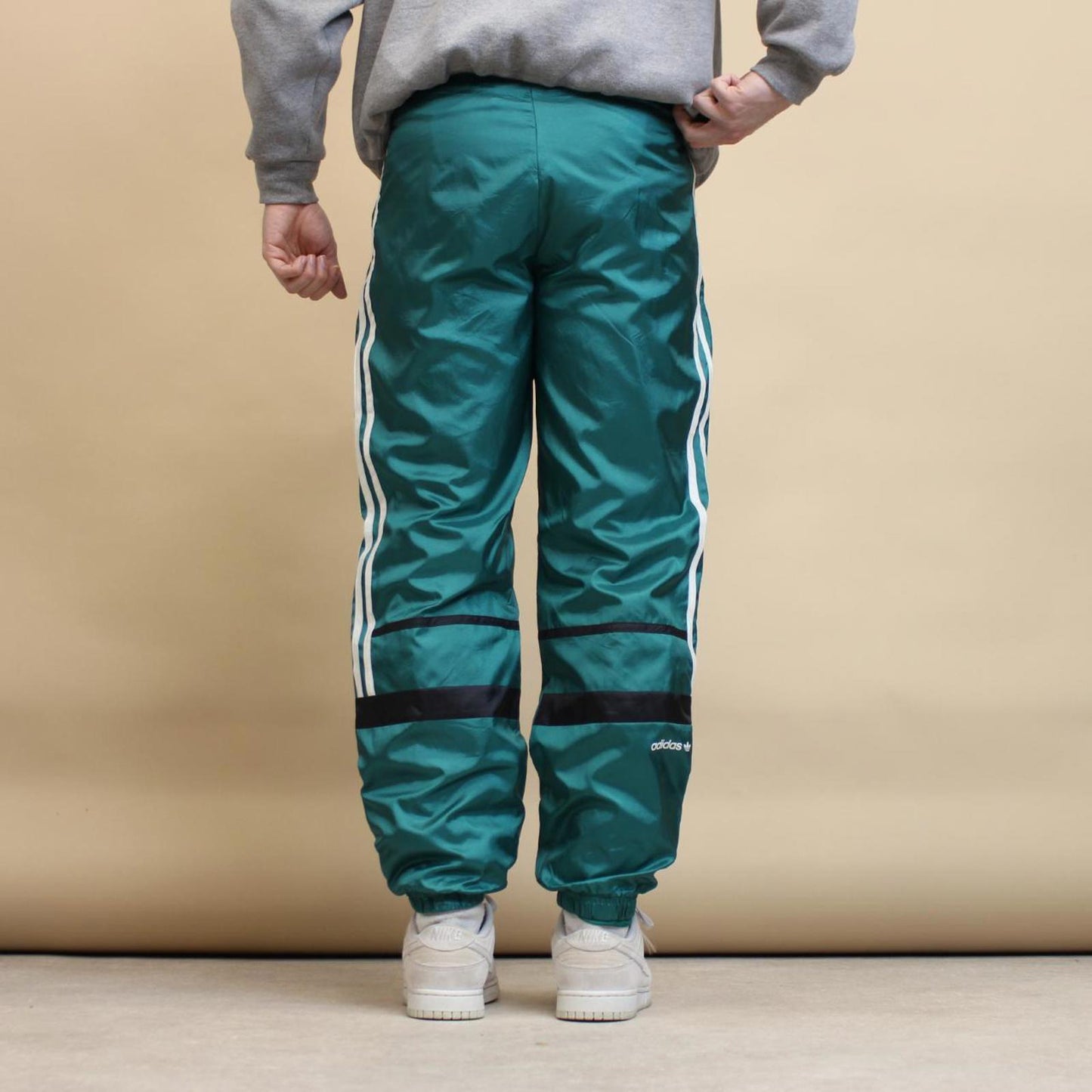 Adidas tracksuit bottoms S green y2k 90s style soft lined side stripe trackies