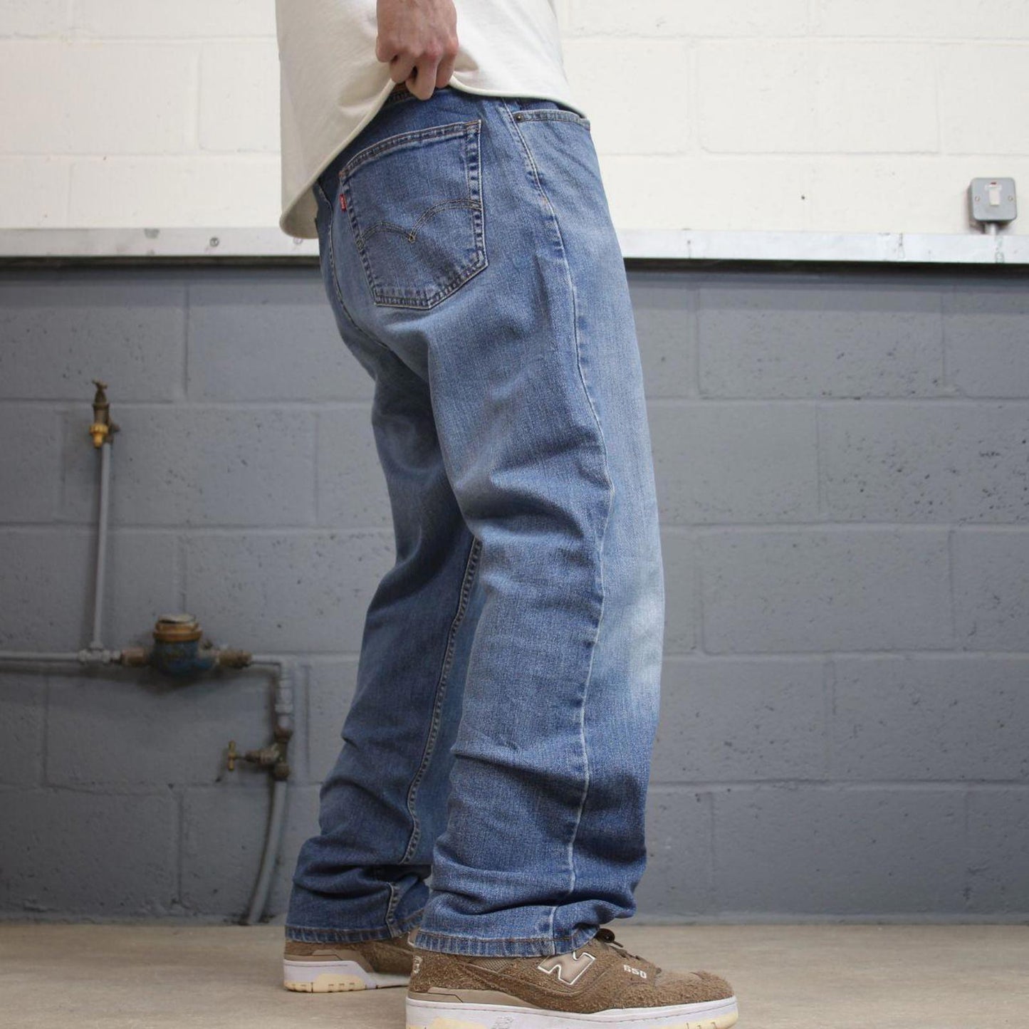 Blue Levis 505 jeans W38L30 blue loose straight leg y2k style pants red tab logo
