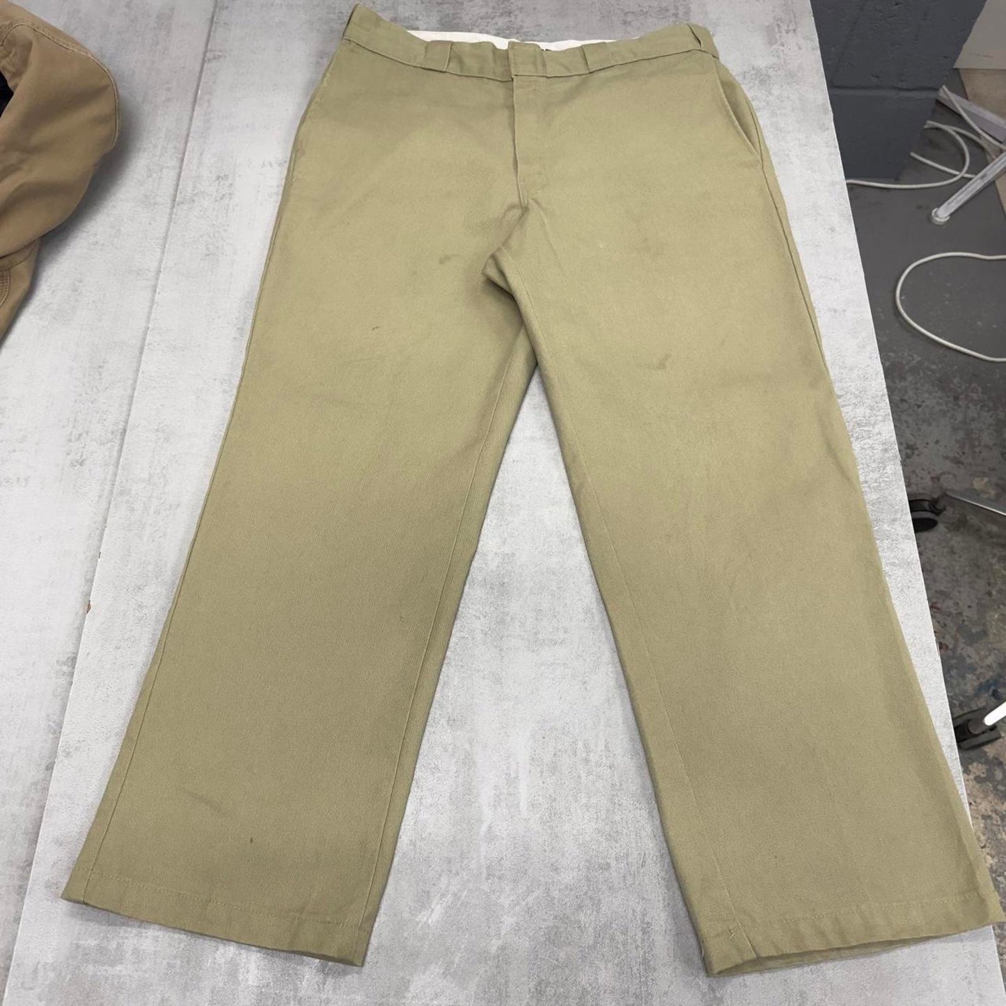 Beige Dickies 874 pants W36L28 loose twill chino style skater trousers