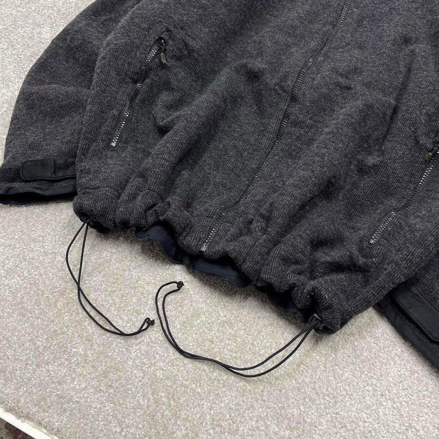 Y2K Columbia technical windbreaker fleece jacket grey Omni-wind hooded tech coat embroidered