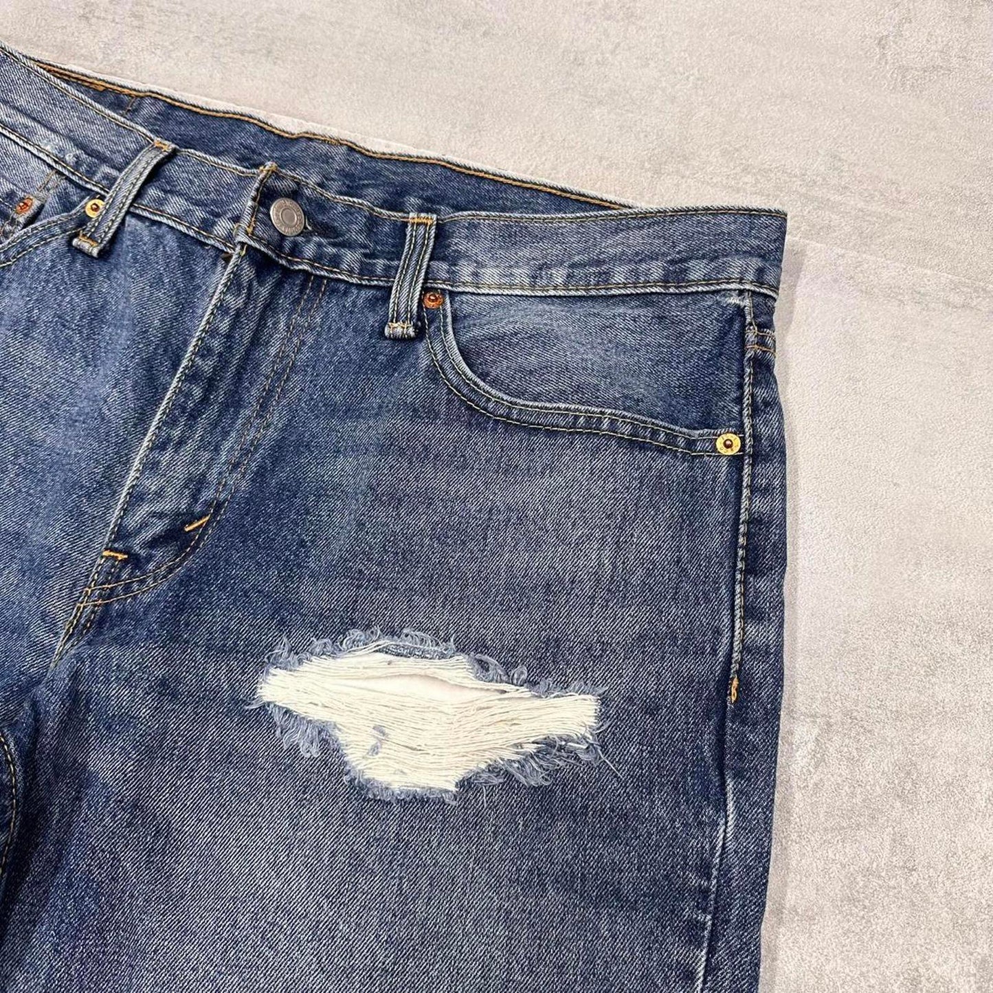 Mens Levi’s denim shorts W34