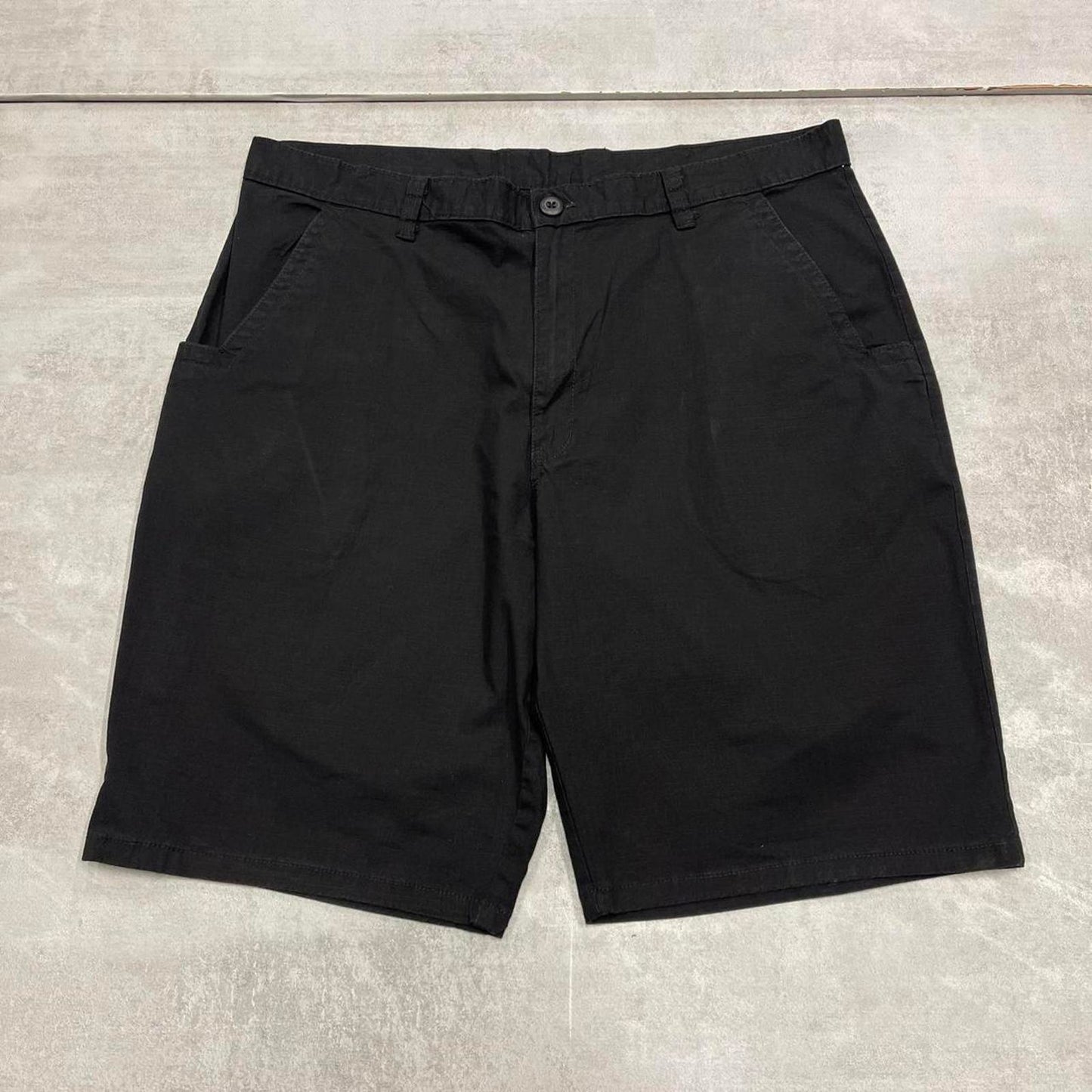 Black Dickies carpenter shorts W38