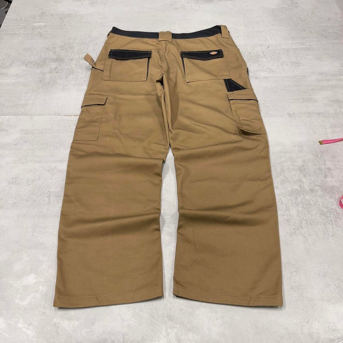 Baggy Dickies cargo trousers W36L30 khaki loose skater style cargo pants utility pockets