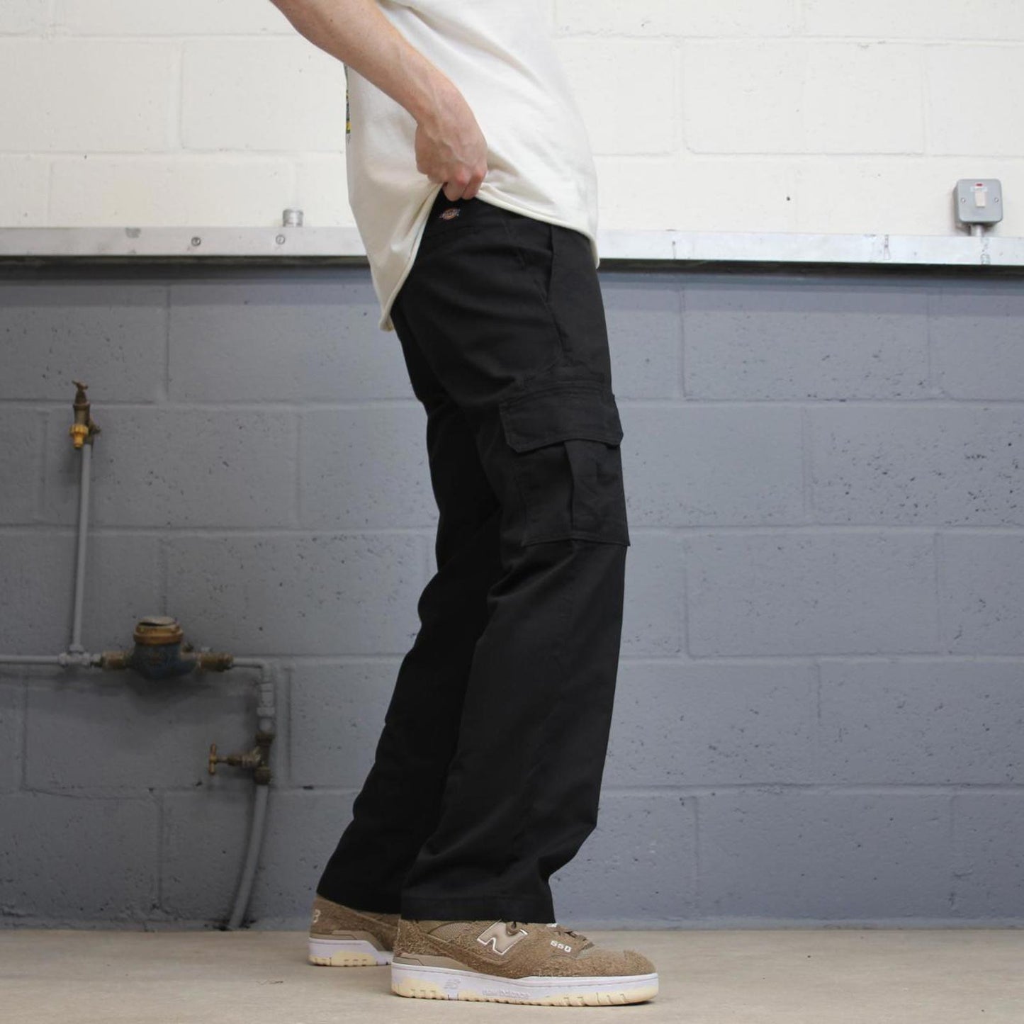 Black Dickies cargo trousers W32L30