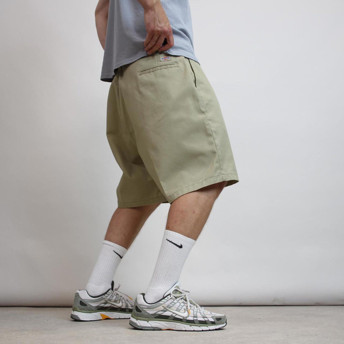 Dickies skate shorts W44